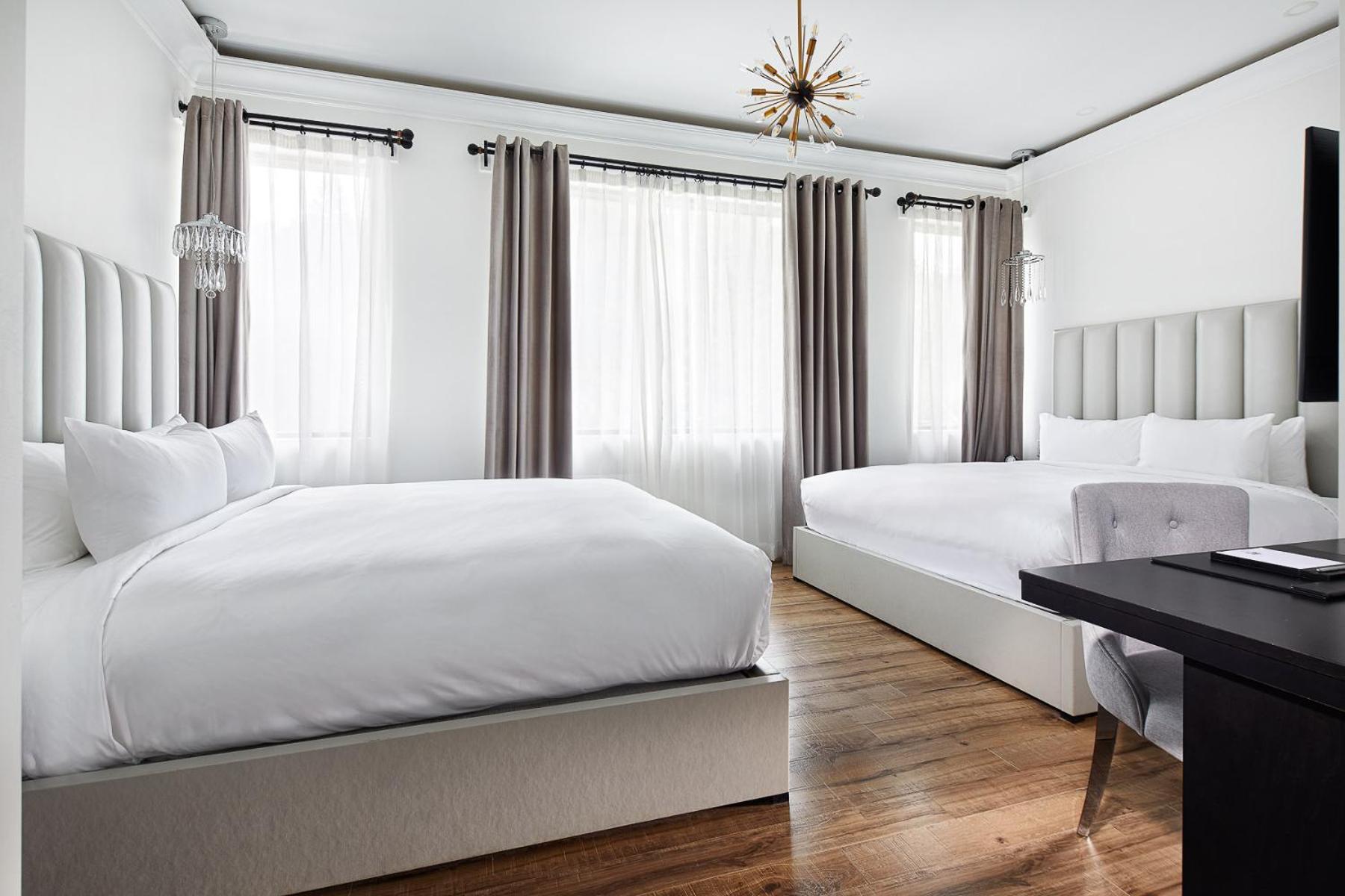 King Room With Two King Beds