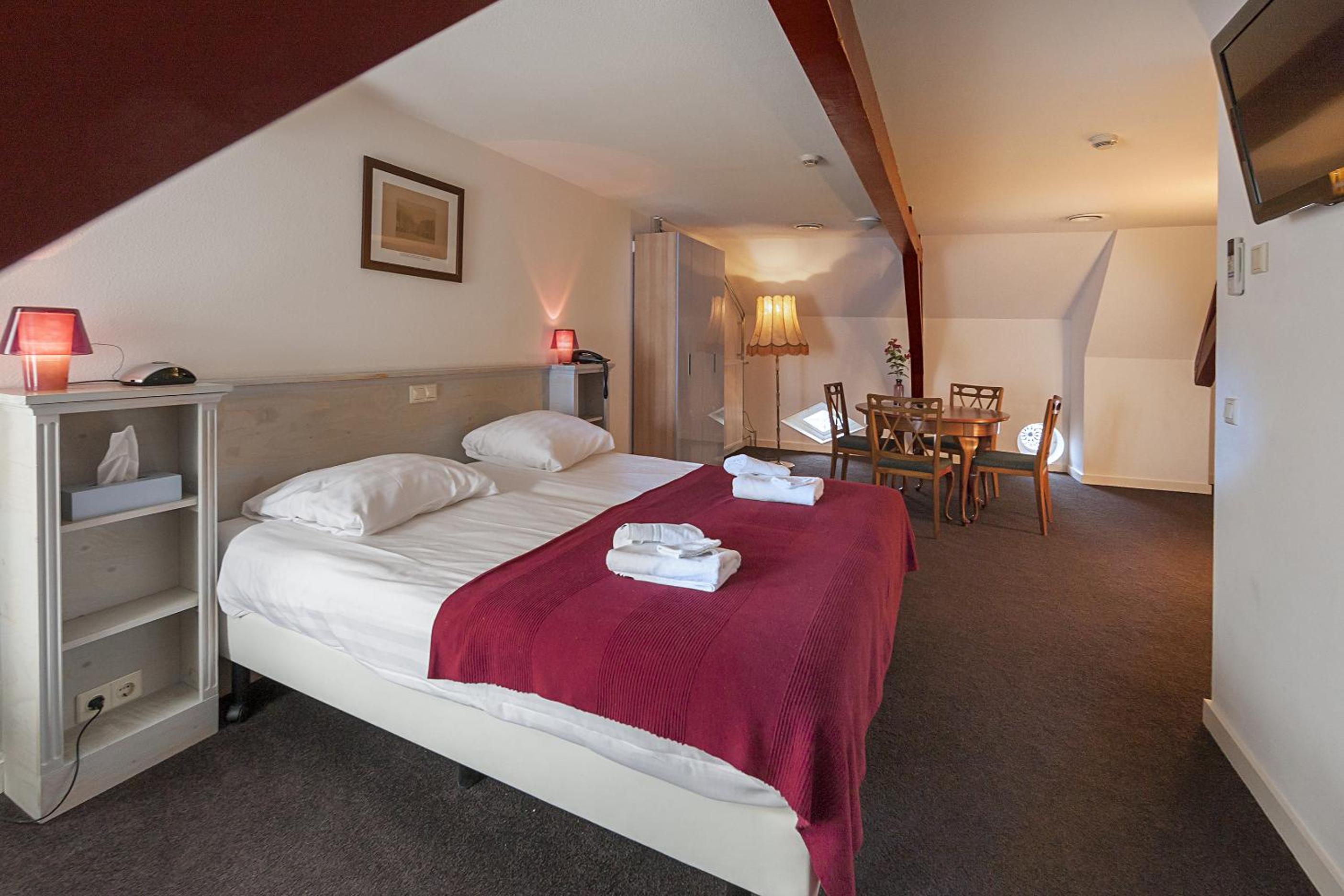Deluxe Triple Room photo 3