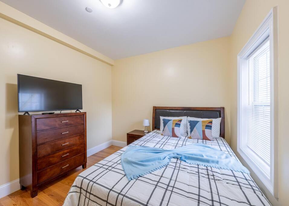 Apartment photo 2