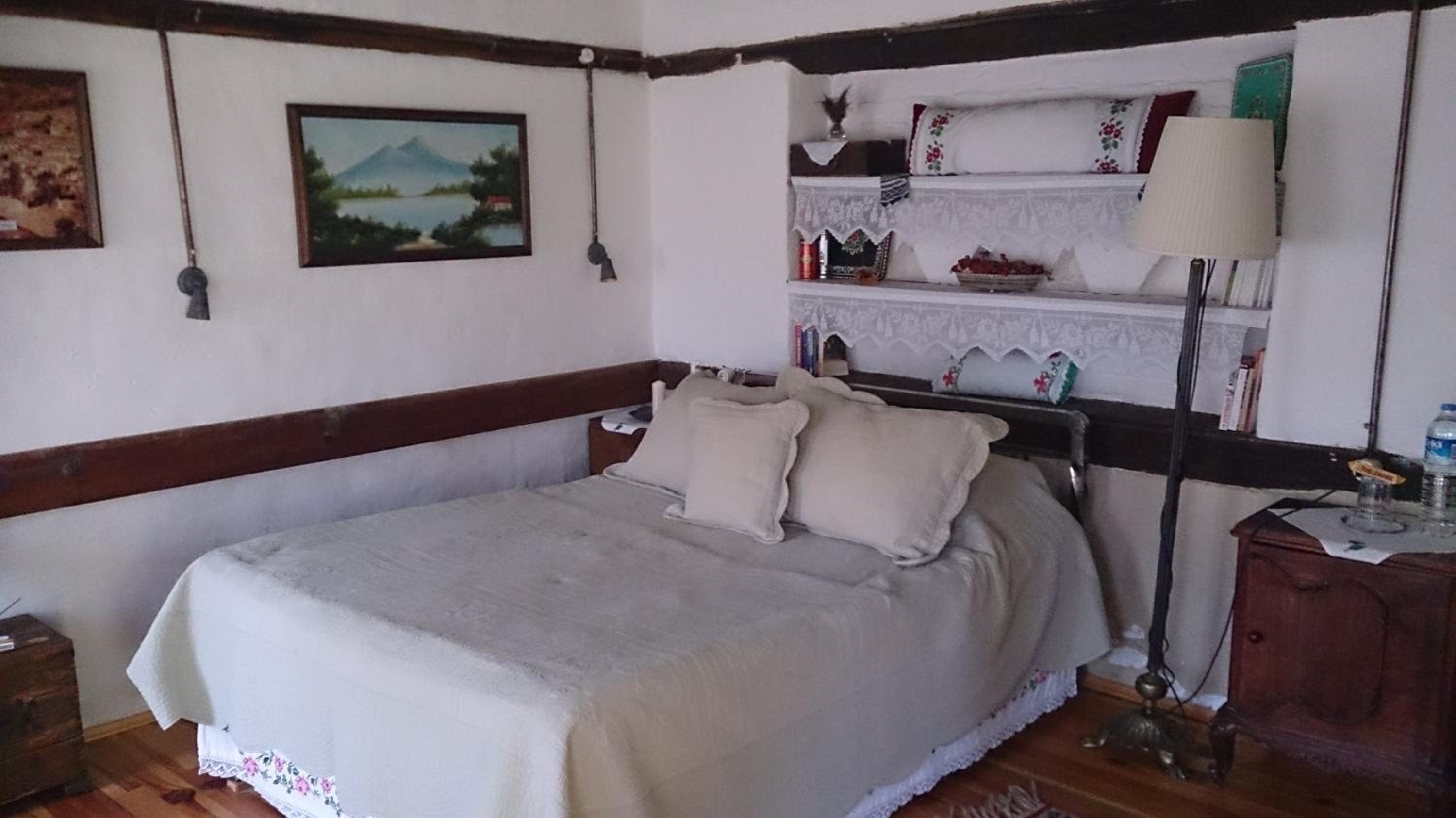 One-Bedroom Standard Apartment - Photo 17