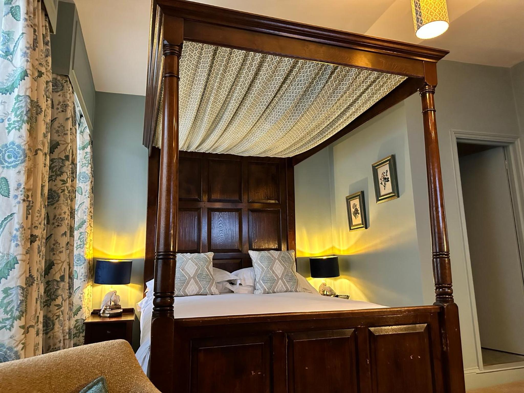 King Room (No Pets) - Photo 4