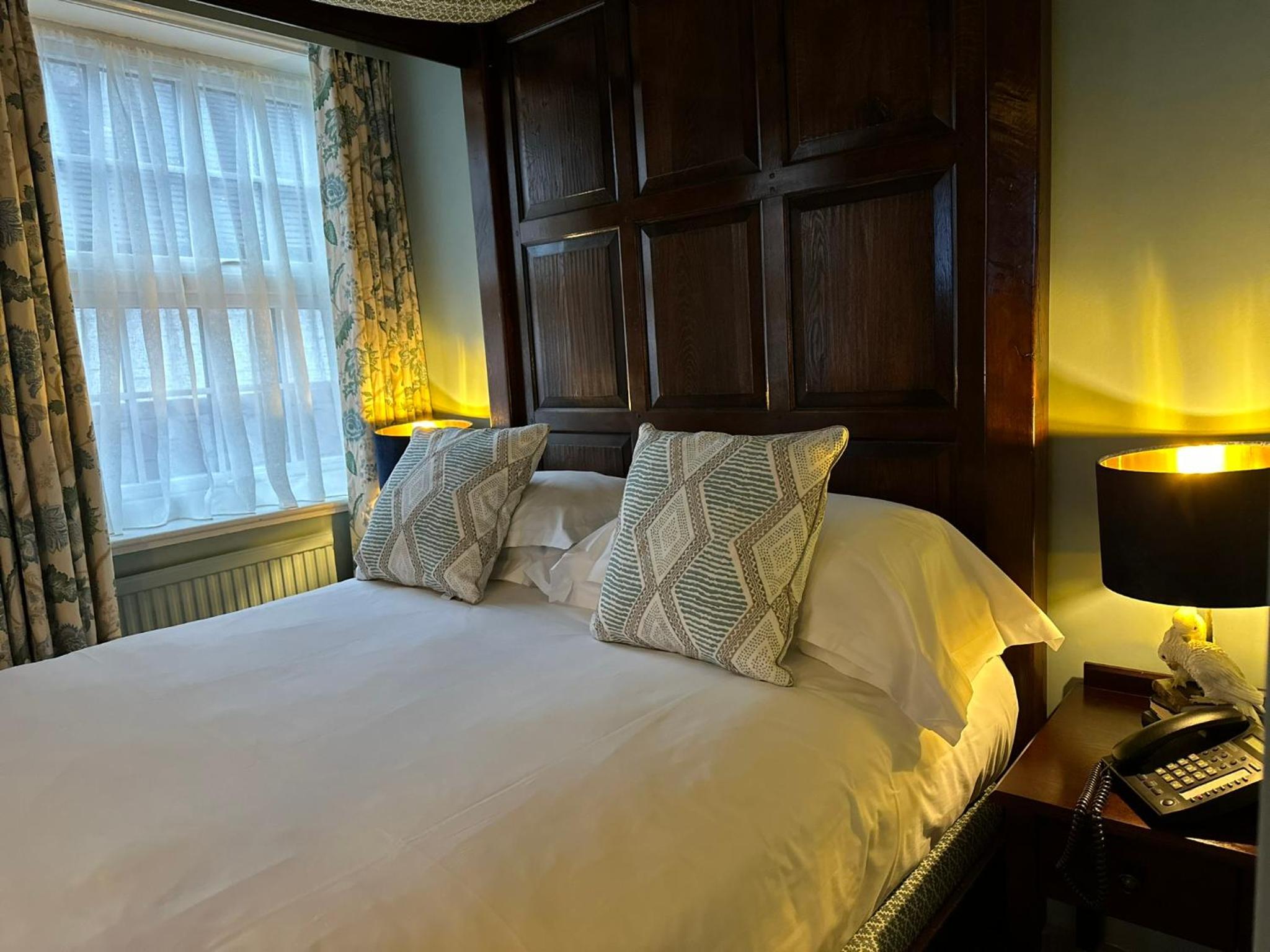 King Room (No Pets) - Photo 3