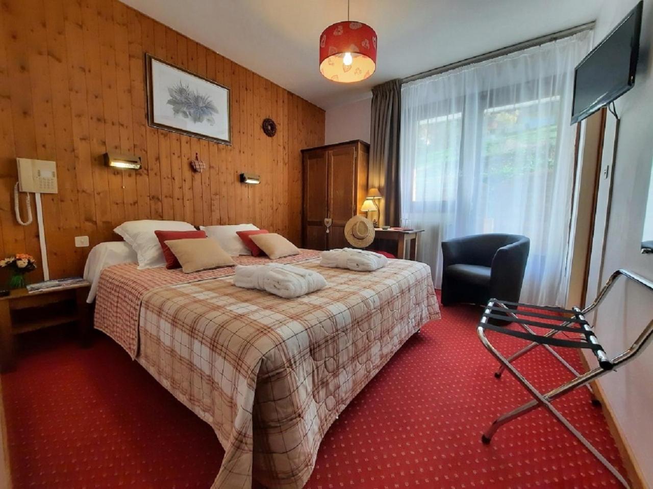 Small Double Room photo 1