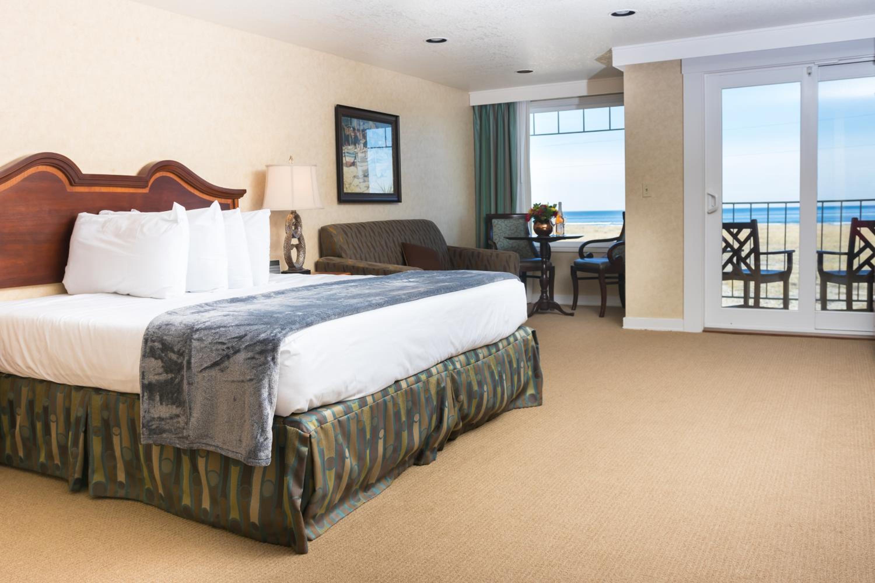 Oceanfront King & Queen Suite