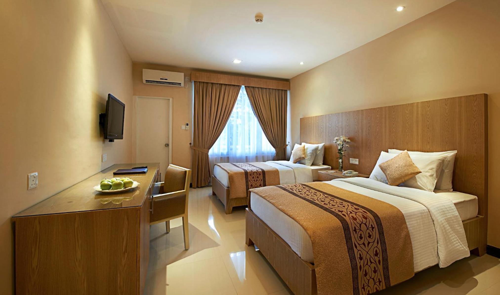 Deluxe Twin Room photo 3