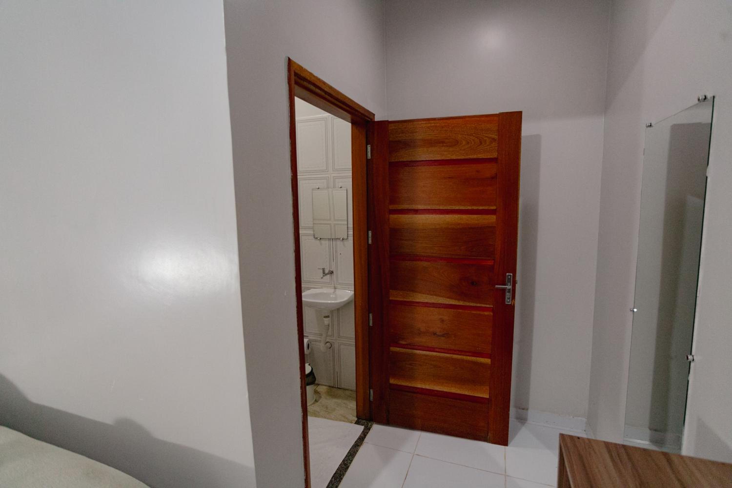 Double Room - Photo 8
