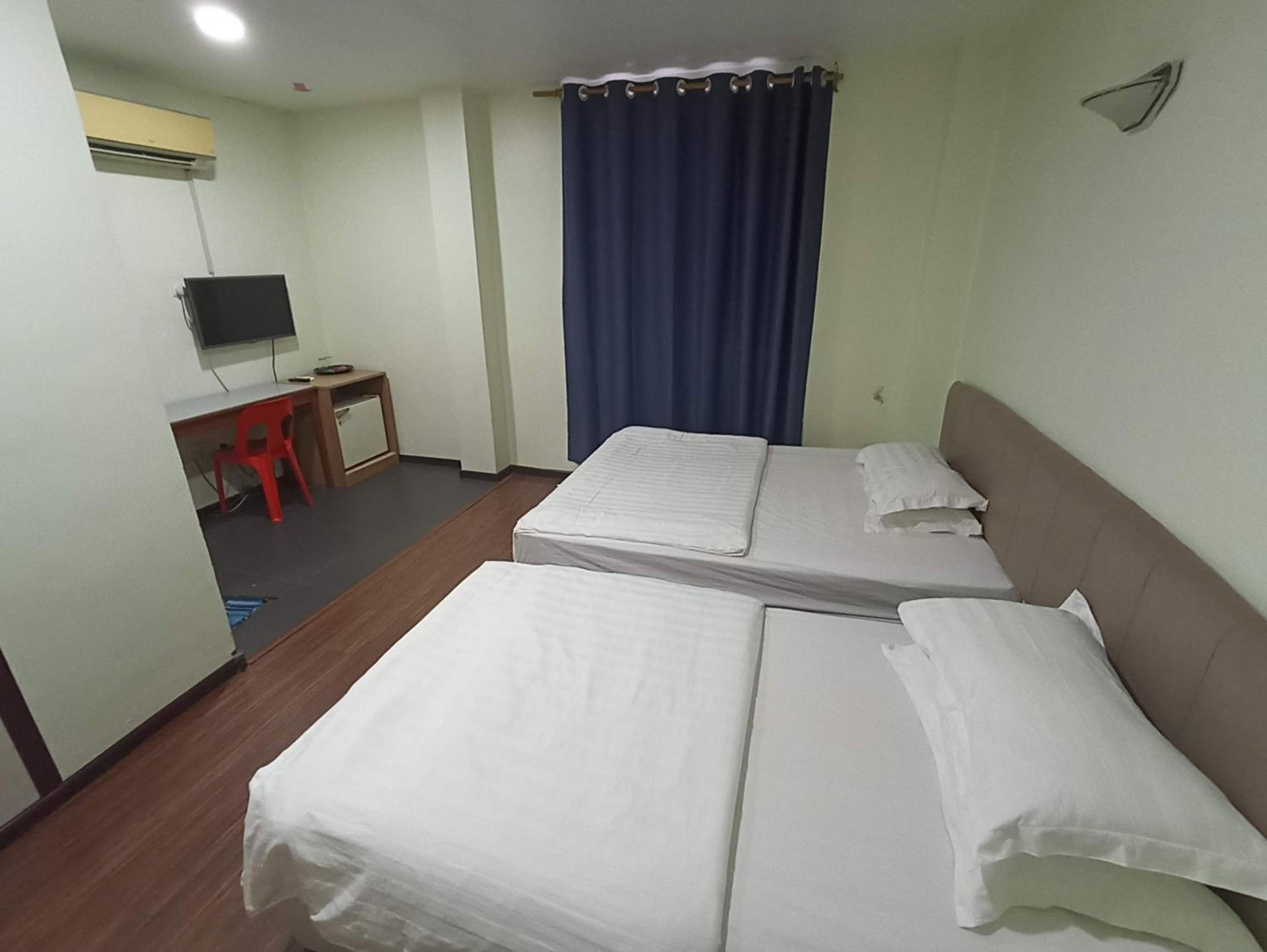 Deluxe Triple Room - Photo 3