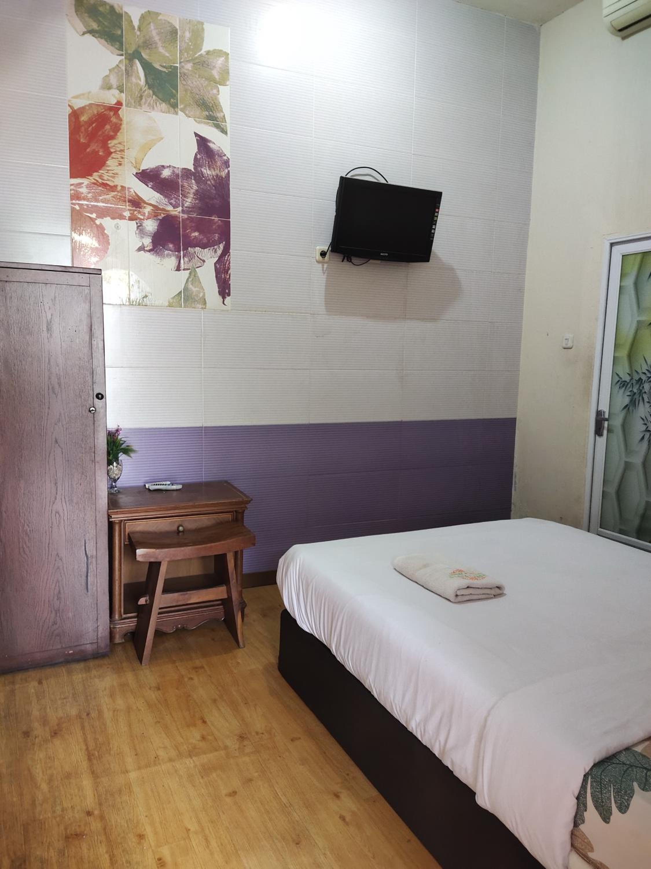Standard Double Room - Photo 1