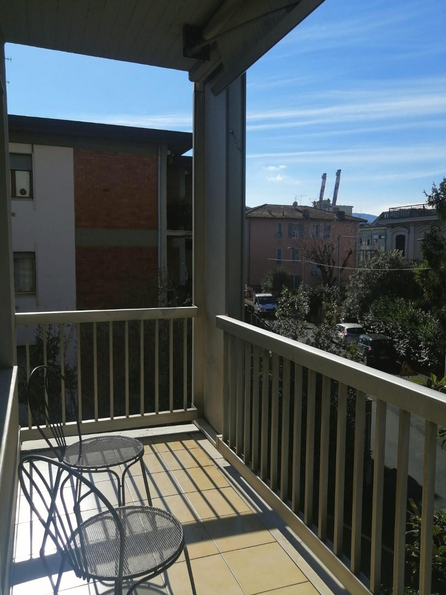 Double Room - Photo 7