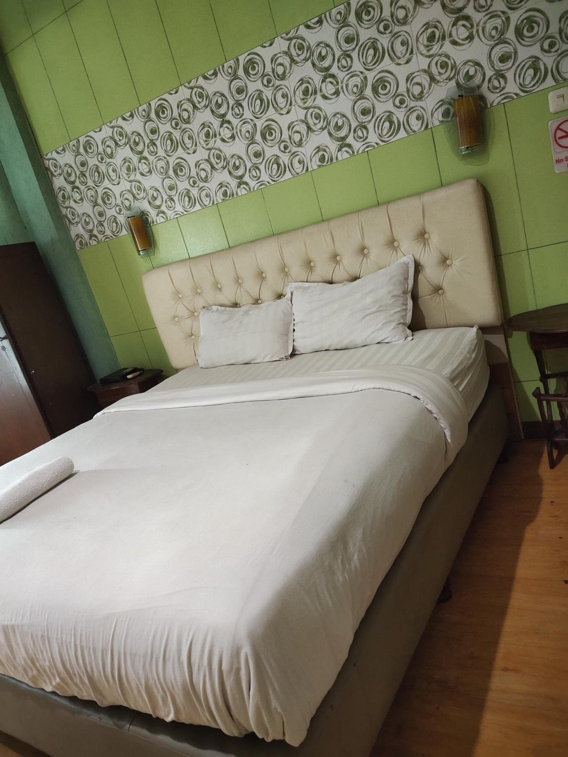 Suite - Photo 3