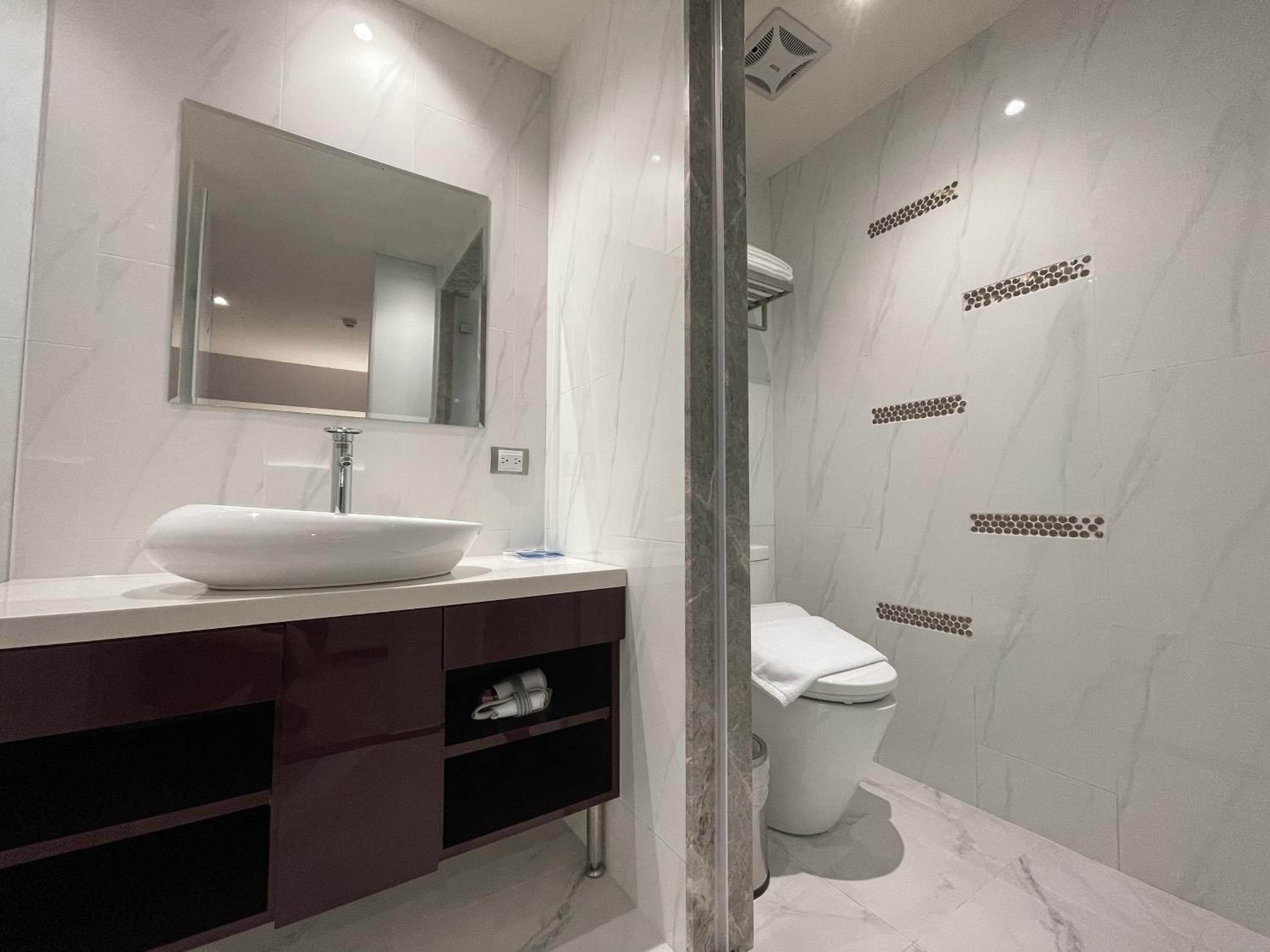 Superior Quadruple Room - Photo 2