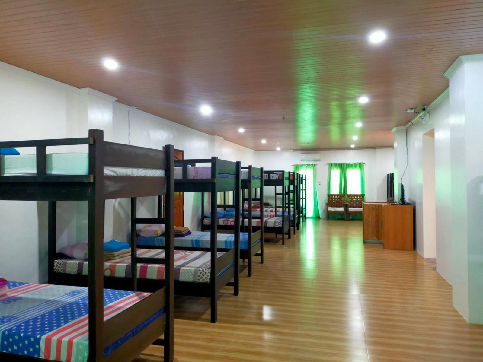 Male Dormitory Room photo 1