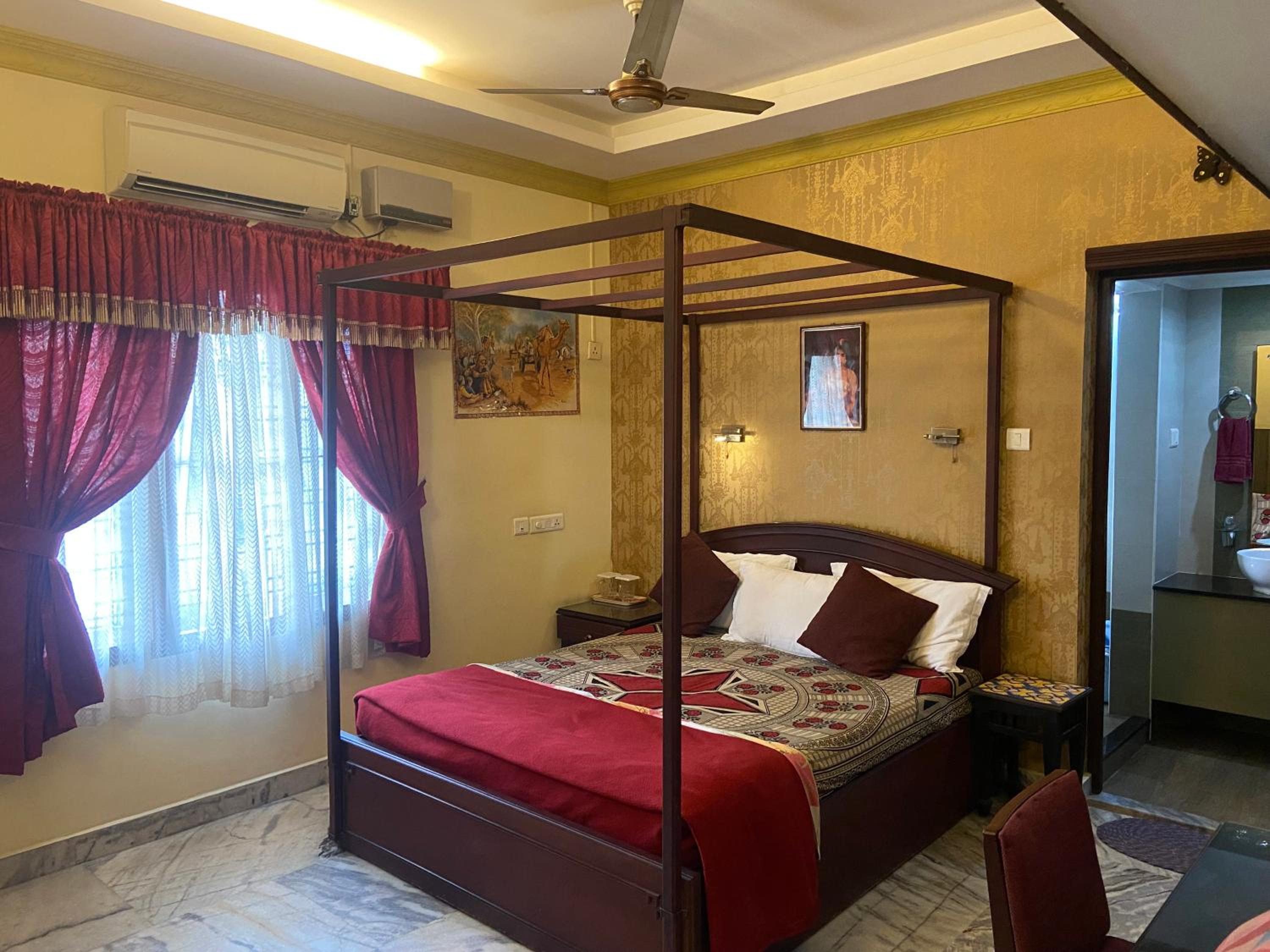 Double Room - Photo 3