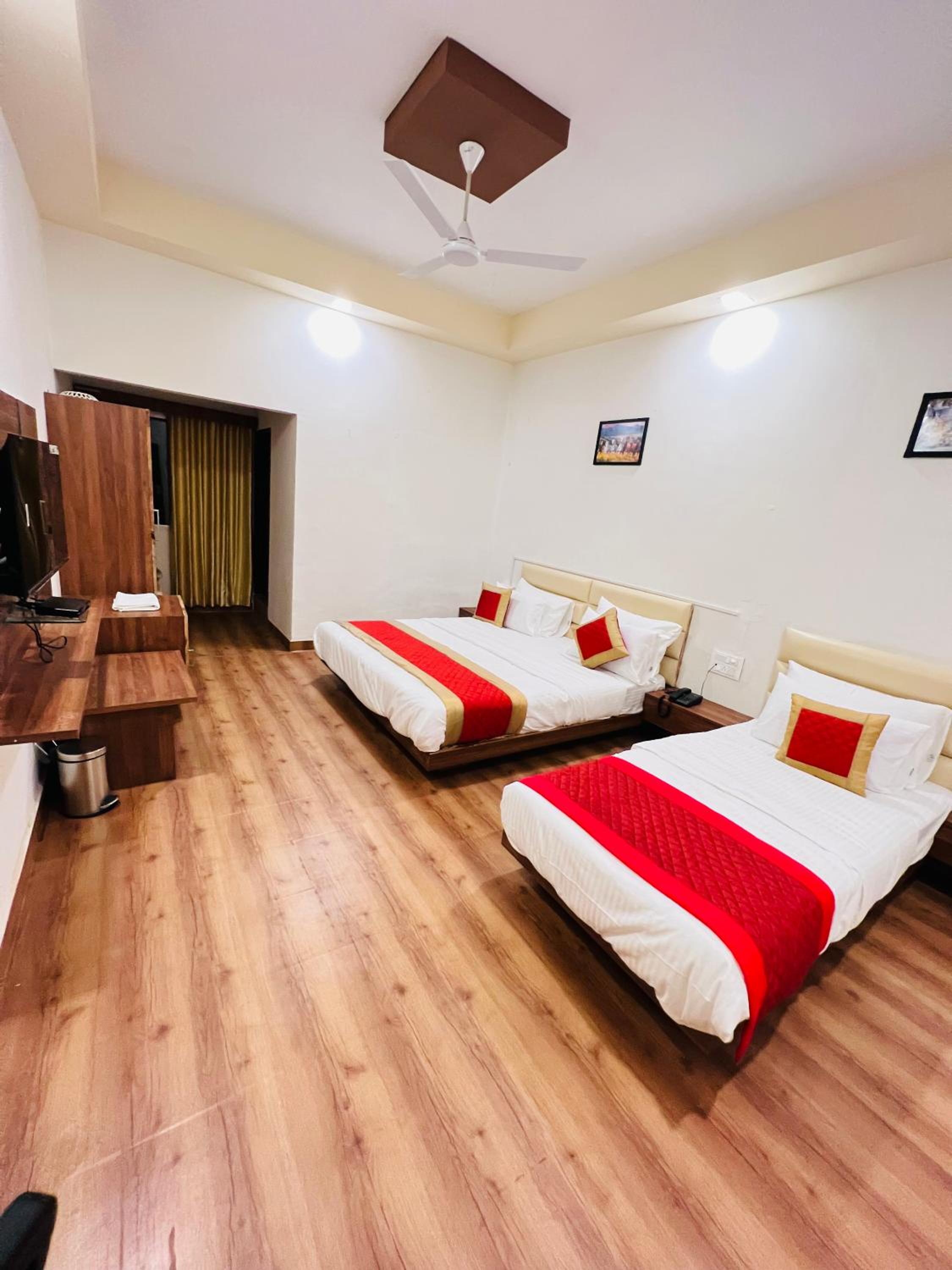 Deluxe Triple Room - Photo 4