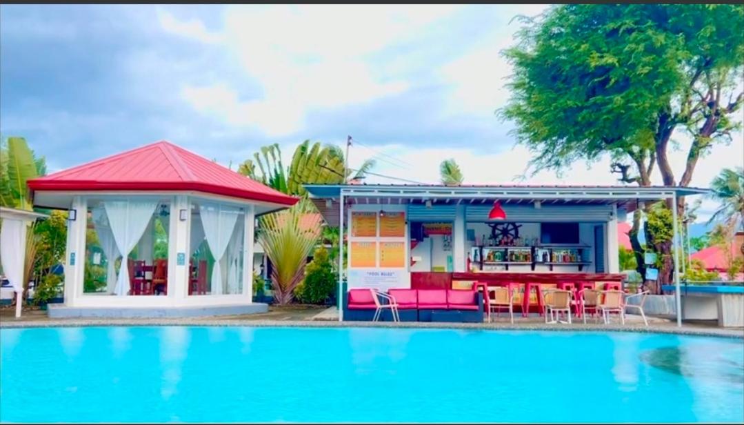 Deluxe Pool Room - Photo 6