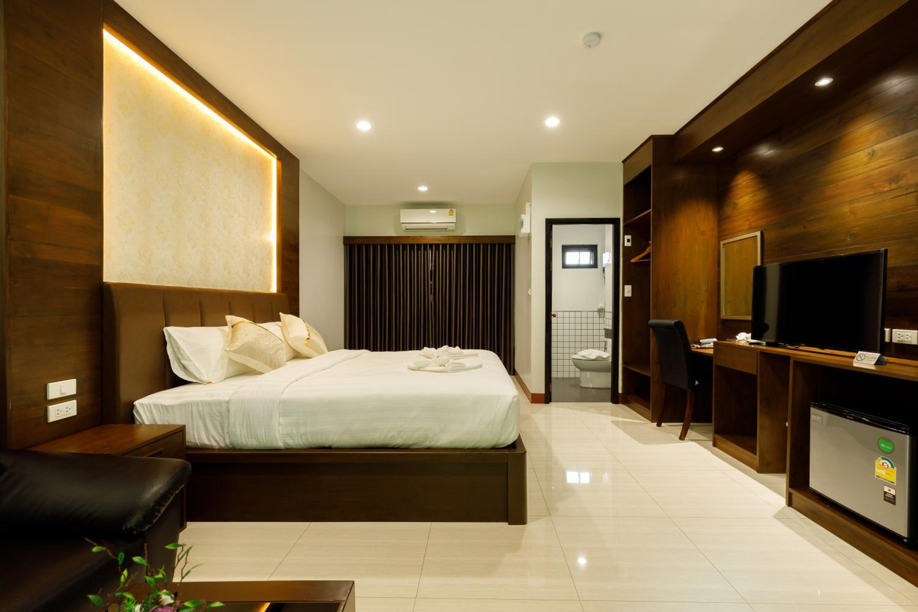 Superior King Room photo 3