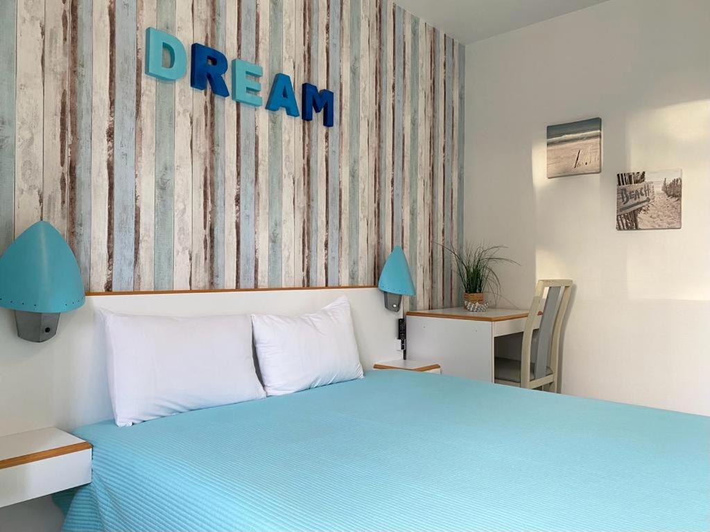 Economy Double Room with Shared Shower and Toilet Outside the Room