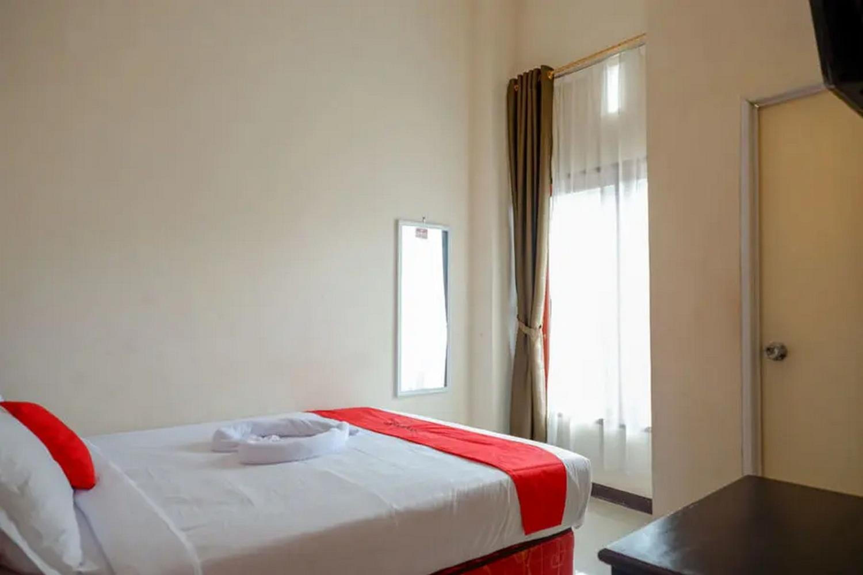 Deluxe Double Room - Photo 1