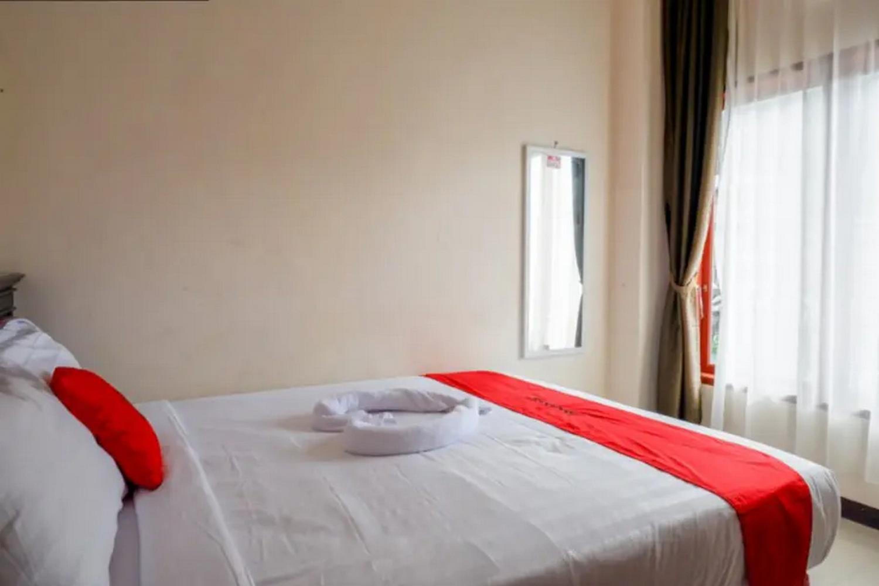 Deluxe Double Room - Photo 4