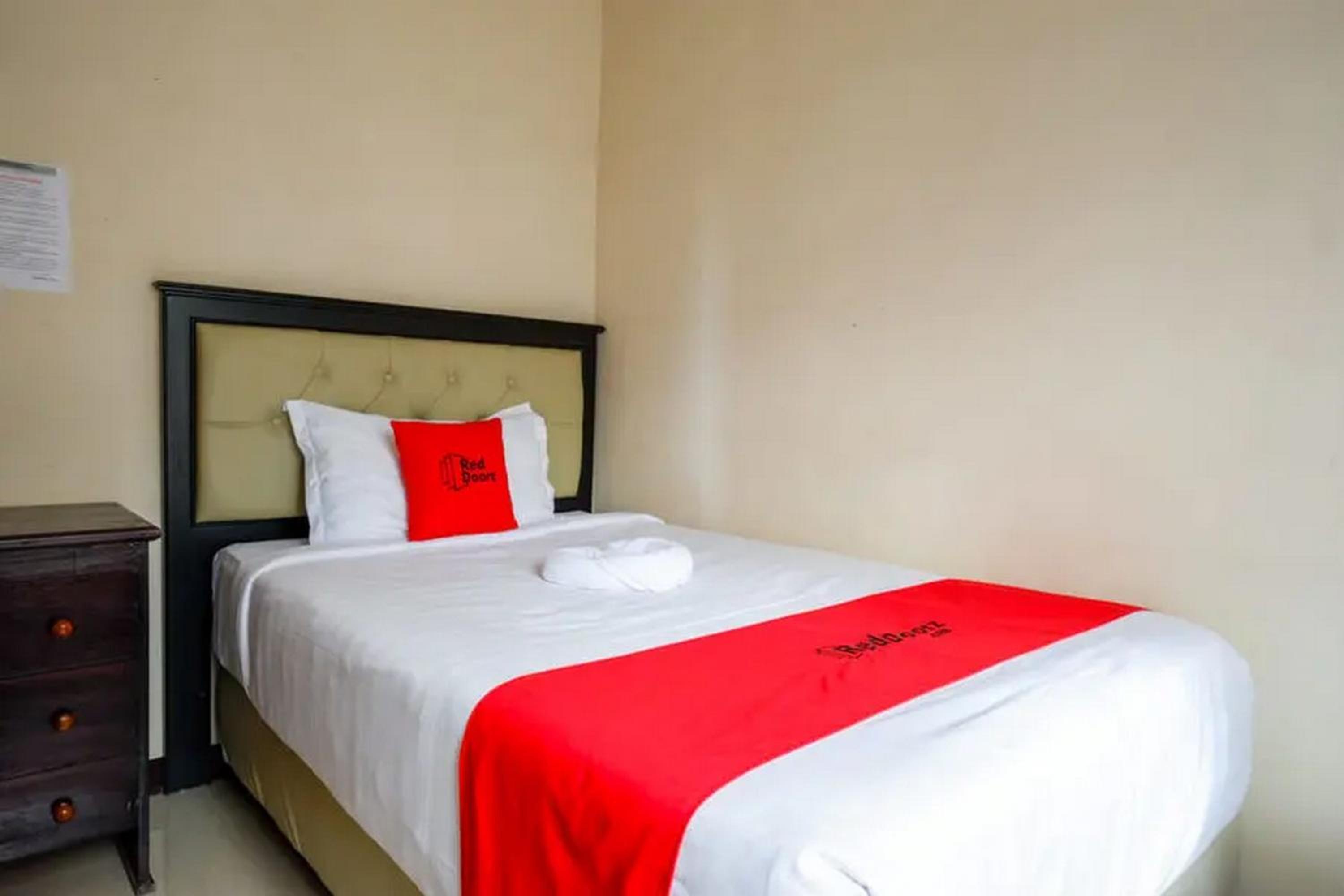 Standard Double Room - Photo 1