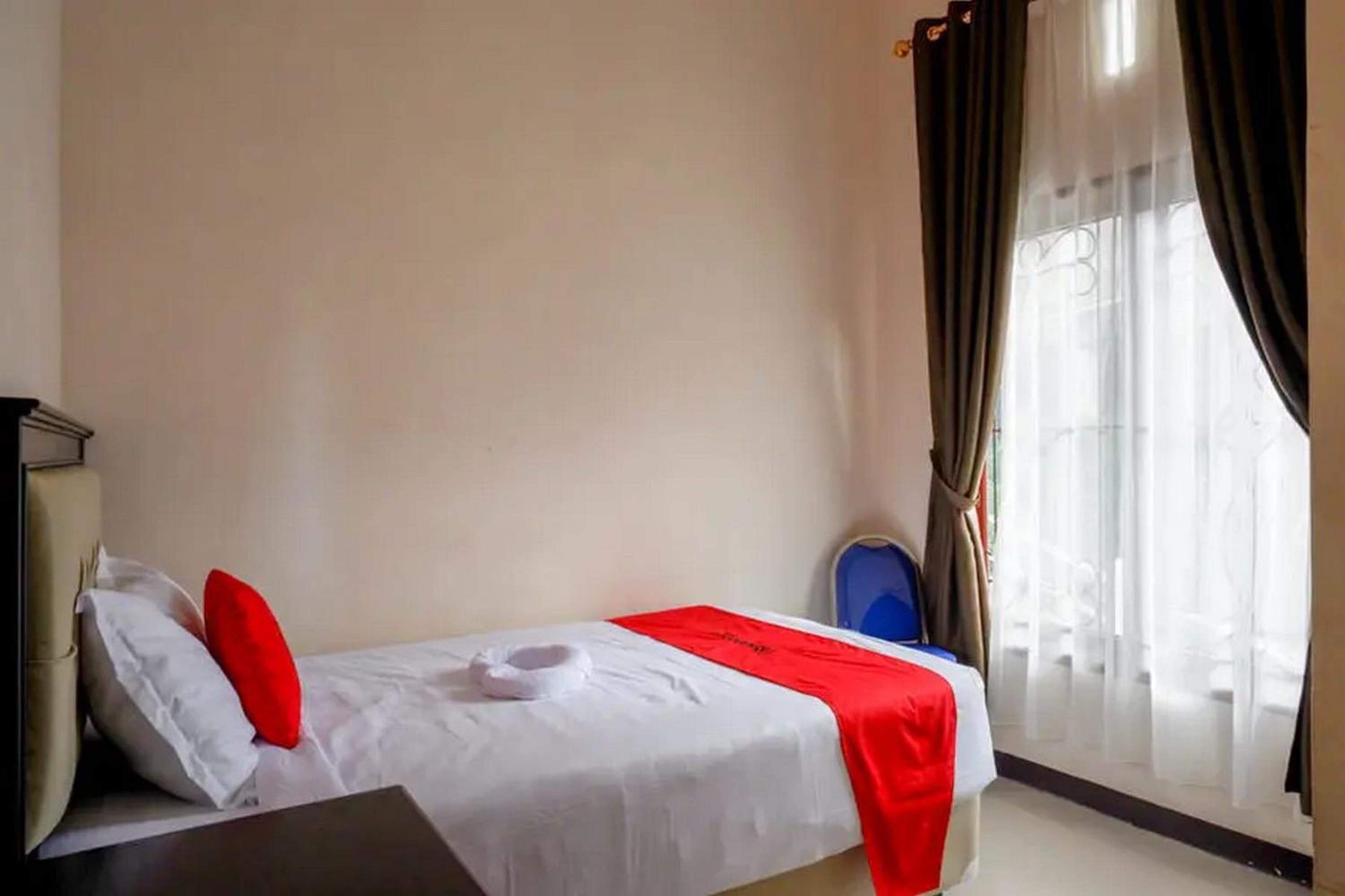 Standard Double Room - Photo 5