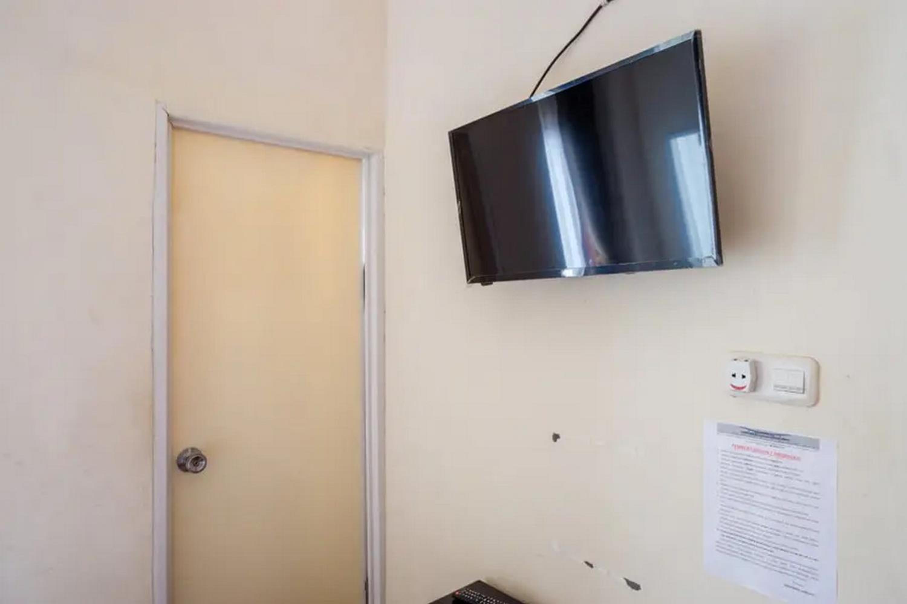 Deluxe Double Room - Photo 9