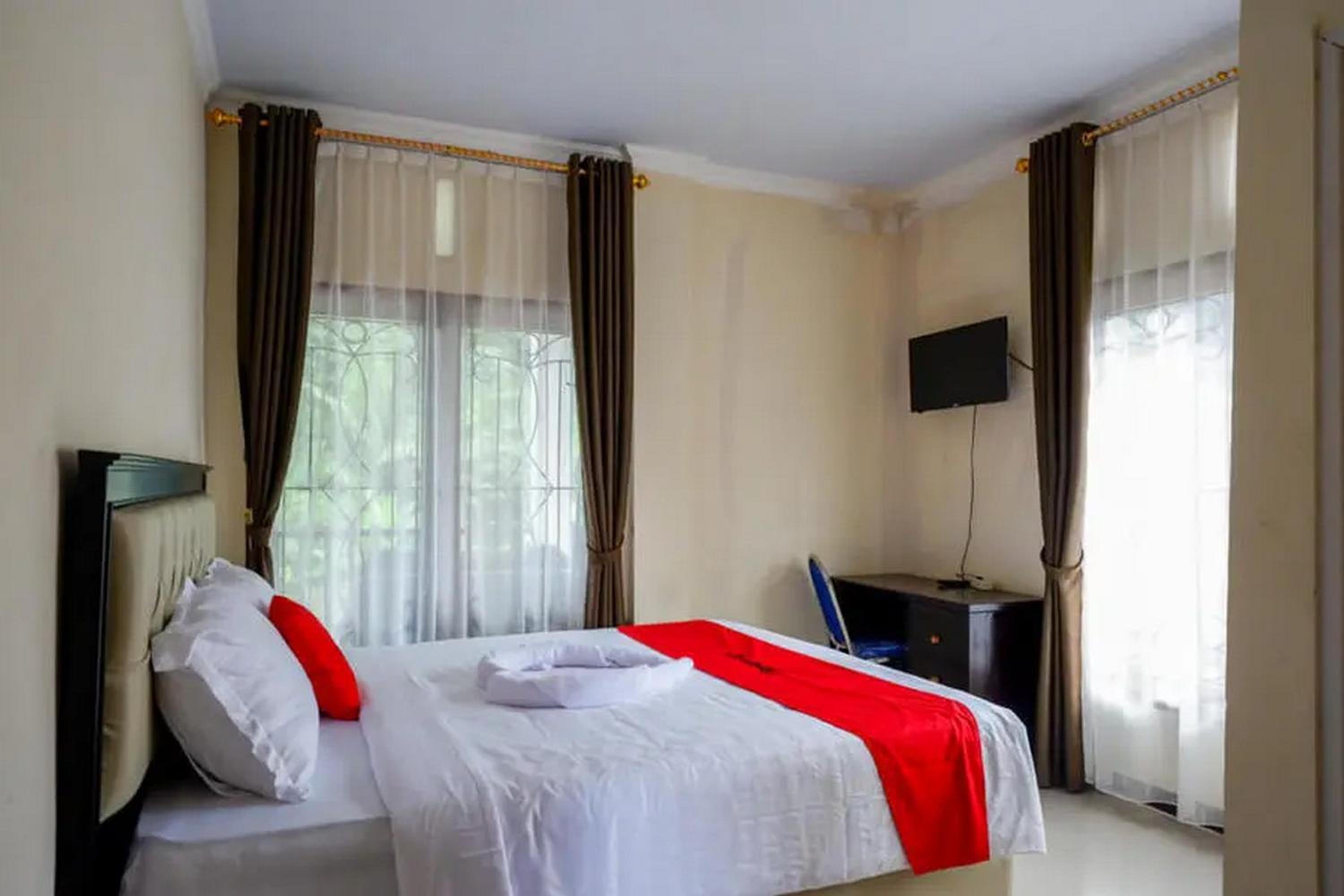 Deluxe Suite - Photo 5