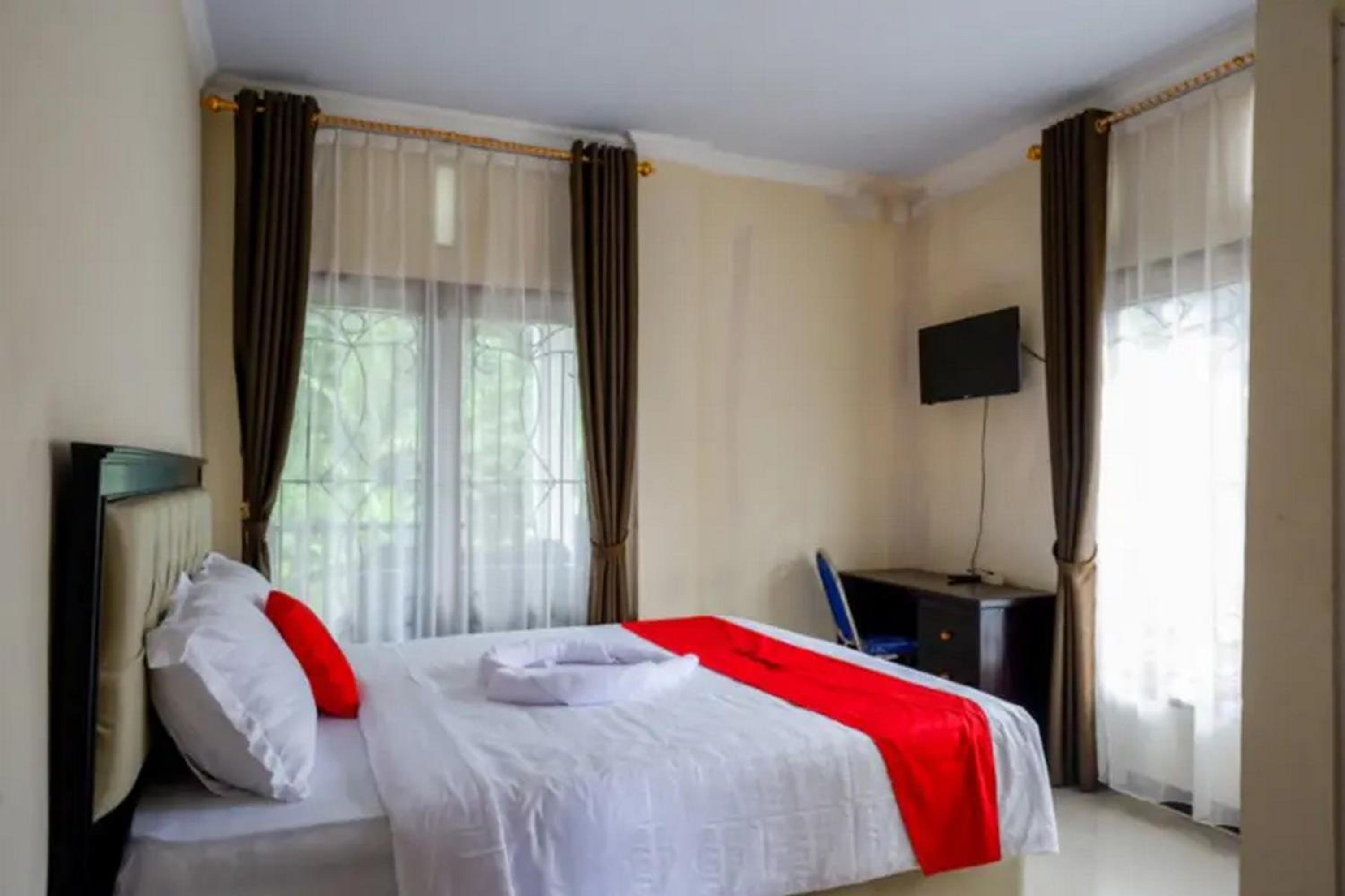 Deluxe Suite - Photo 7