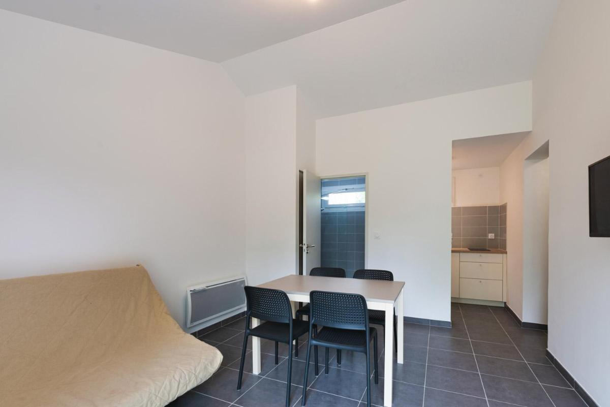 One-Bedroom House photo 2