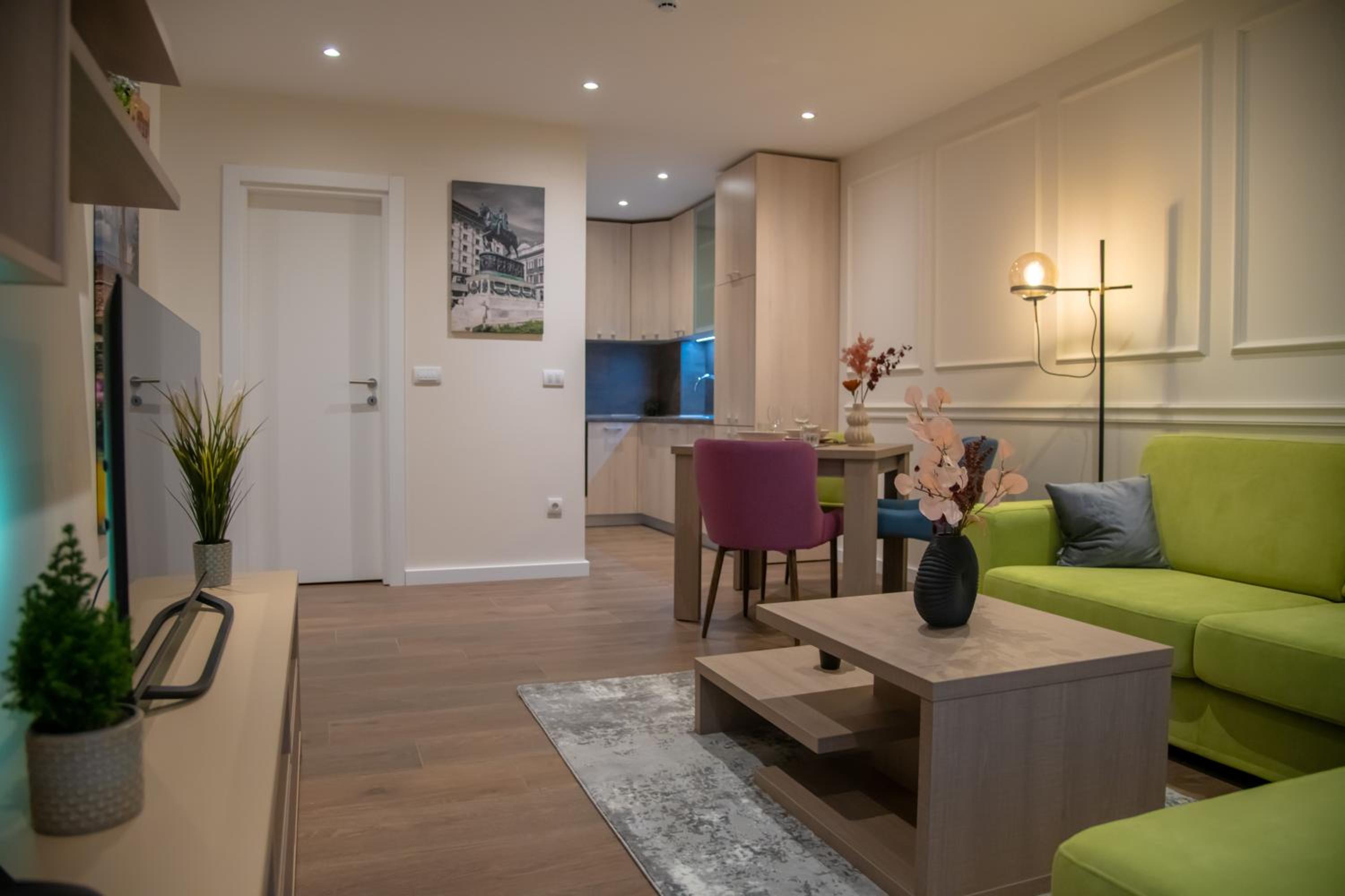 Deluxe Suite - Photo 3