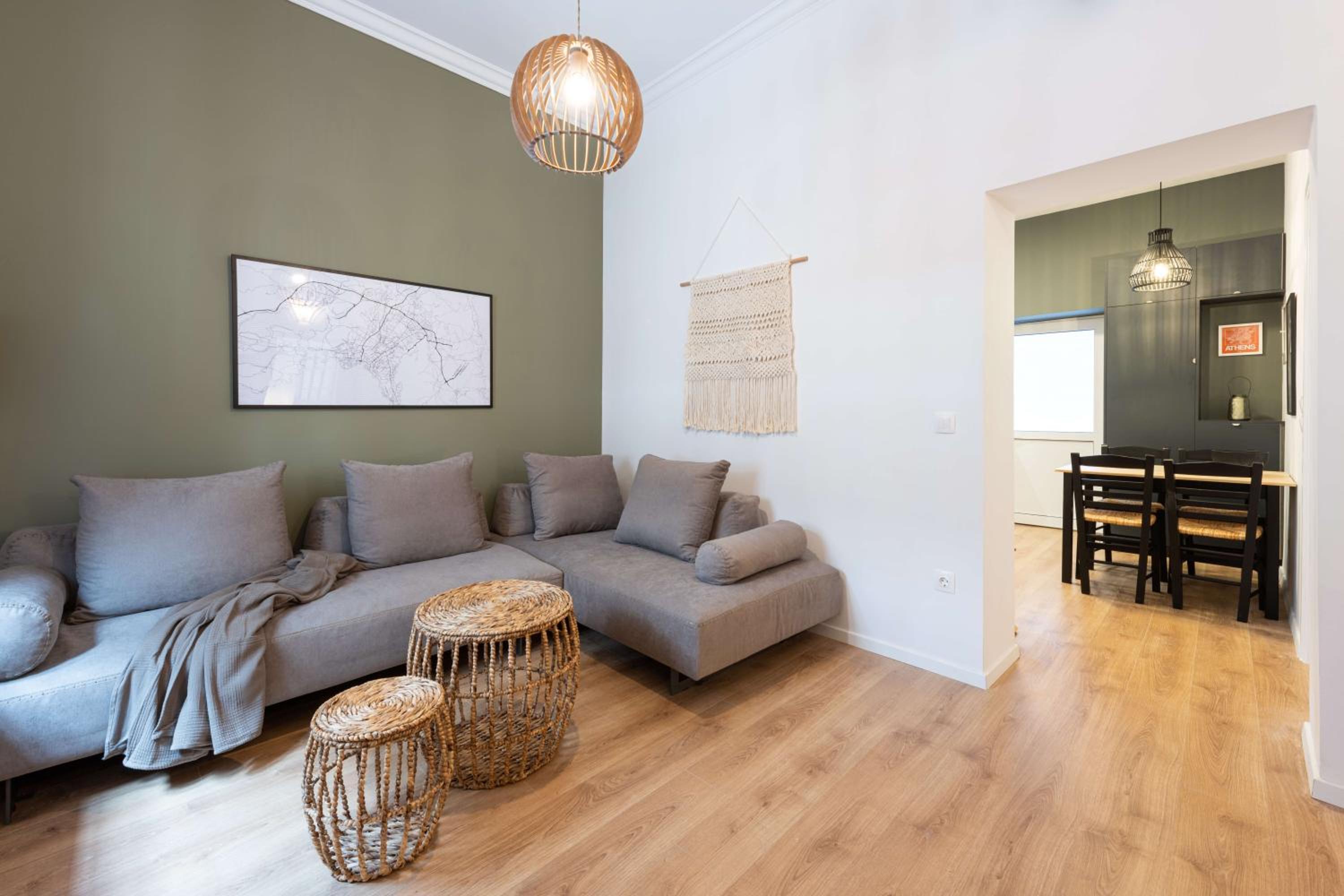Studio Apartment photo 2