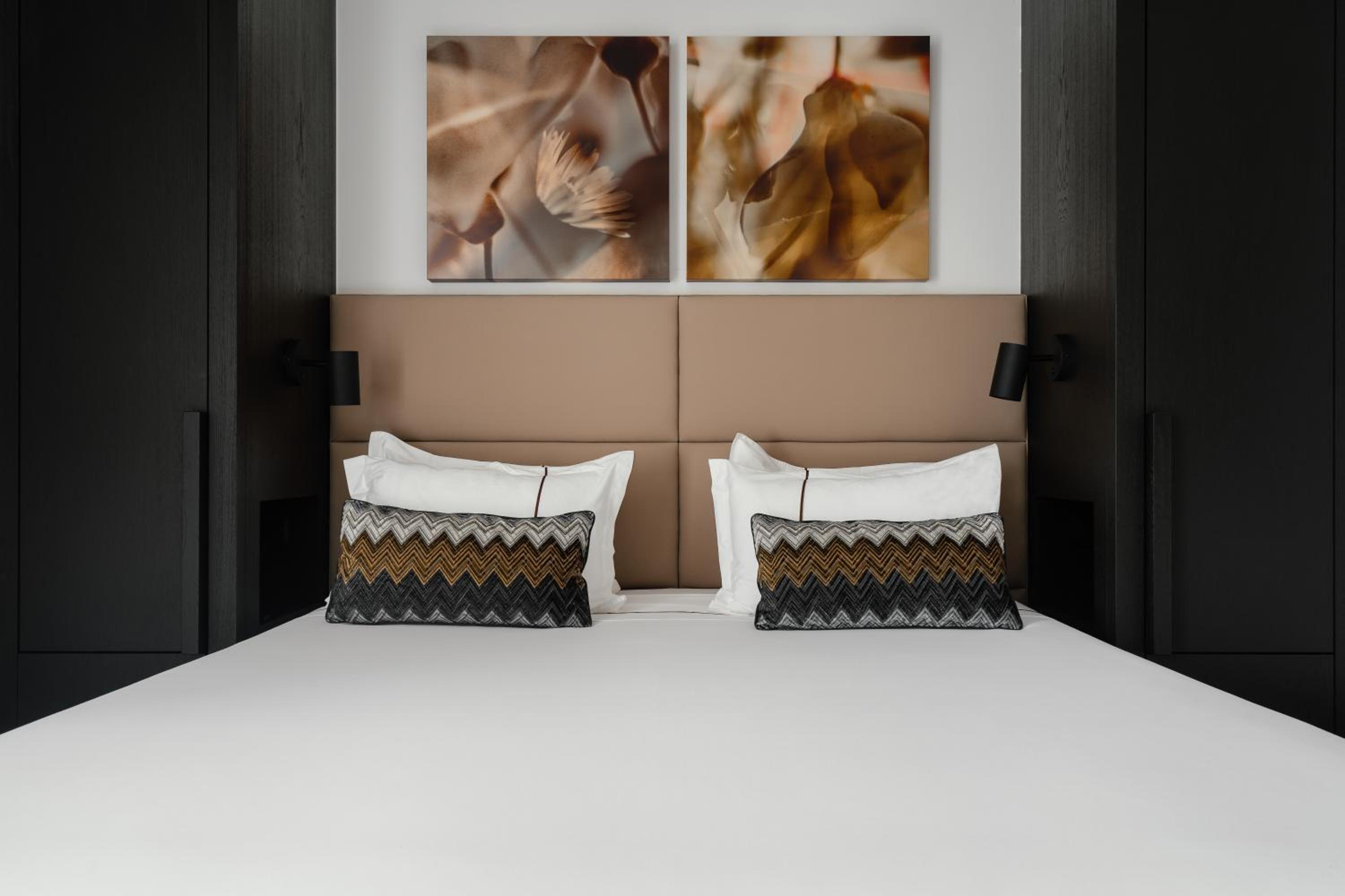 Junior Suite con Terrazza e Vista Lago Parziale