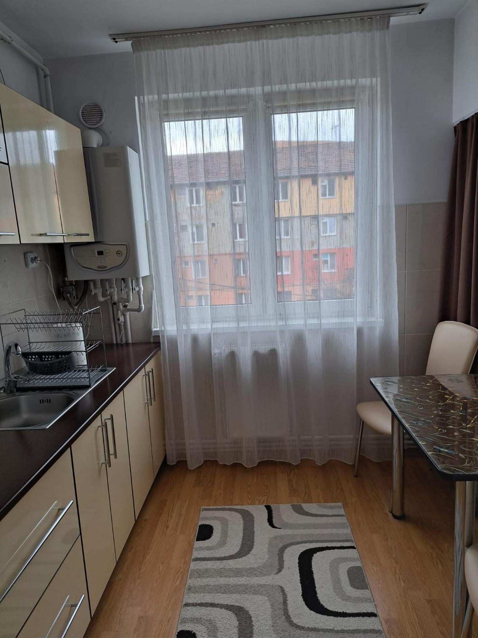 One-Bedroom Apartment photo 2
