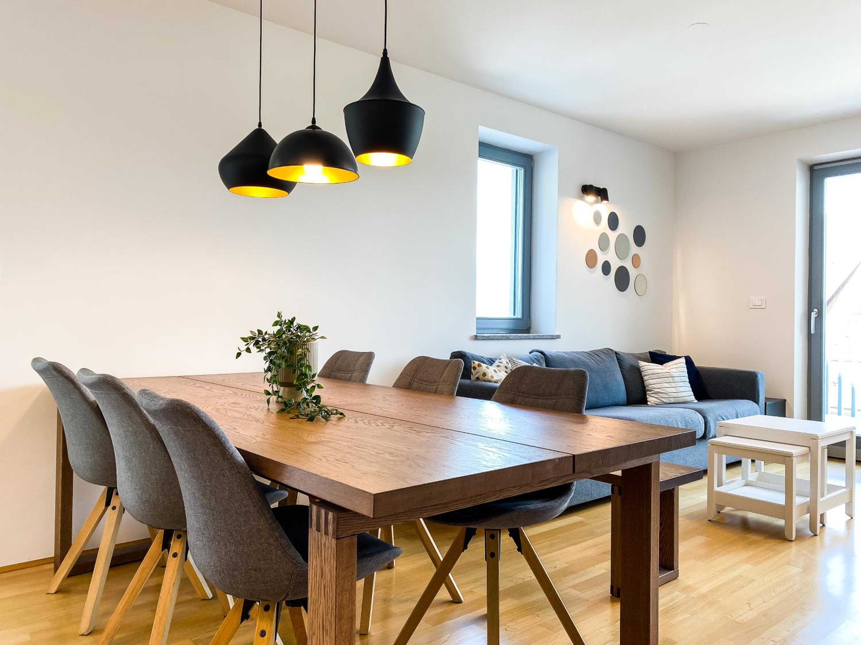 Three-Bedroom Apartment with Terrace and Lake View - Photo 36