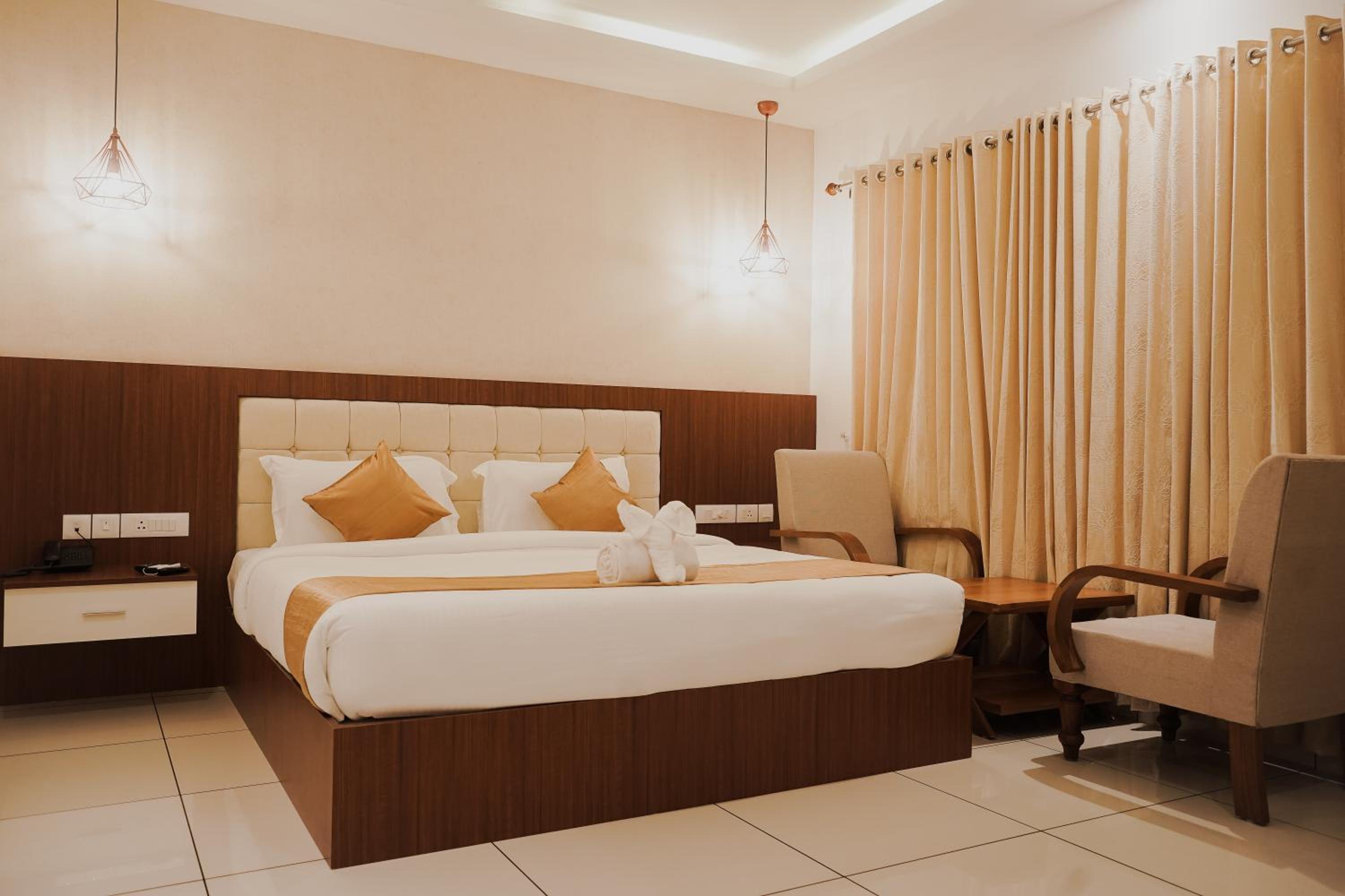 Mountain View Suite with Early Check-In upto 2 hours (subject to availability) - Photo 5