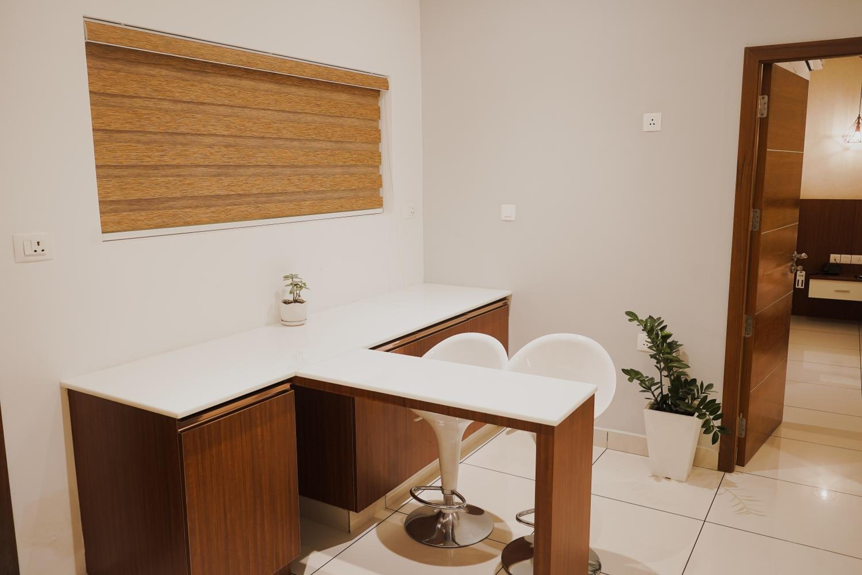 Mountain View Suite with Early Check-In upto 2 hours (subject to availability) - Photo 8