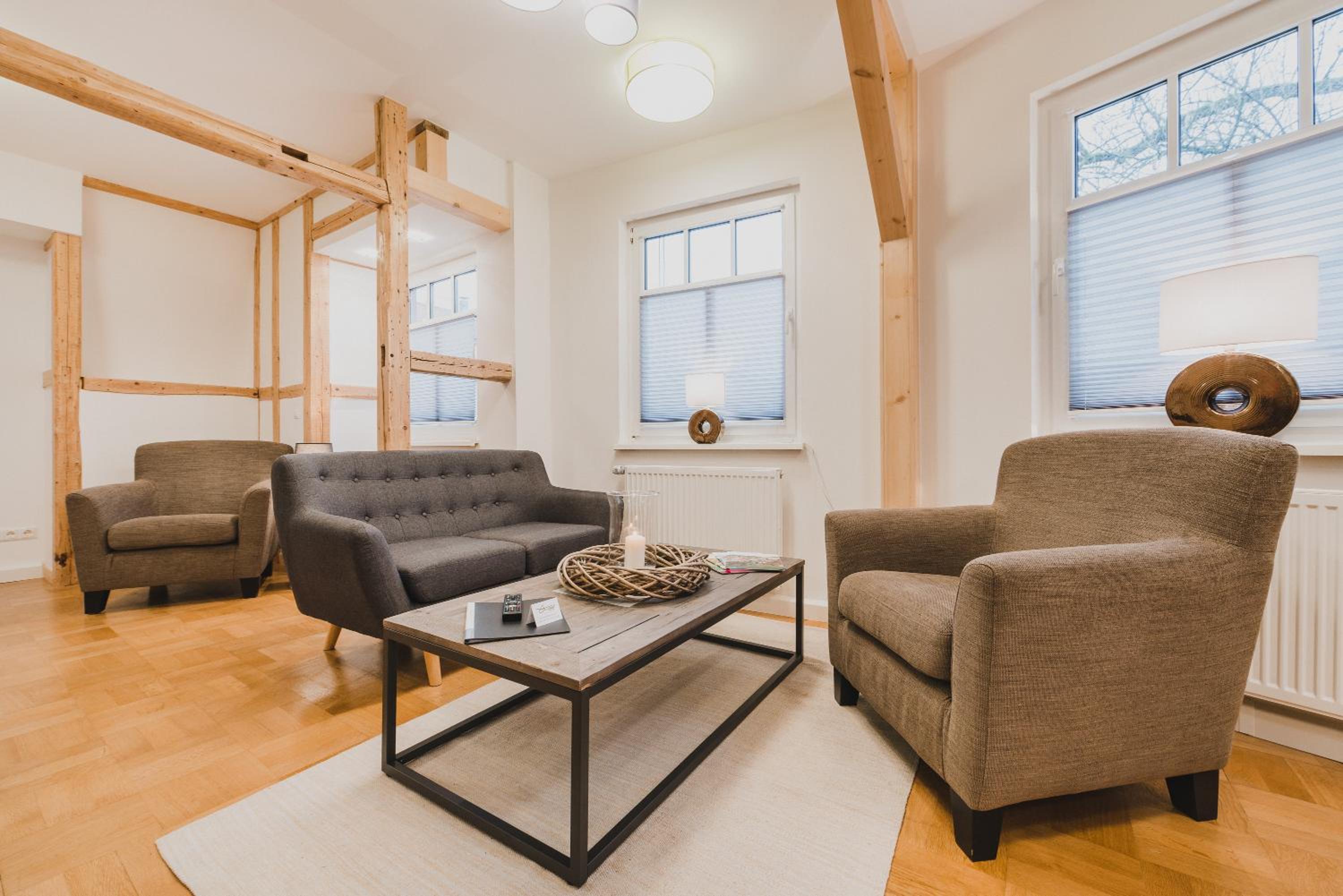 Apartment with Terrace - Photo 1