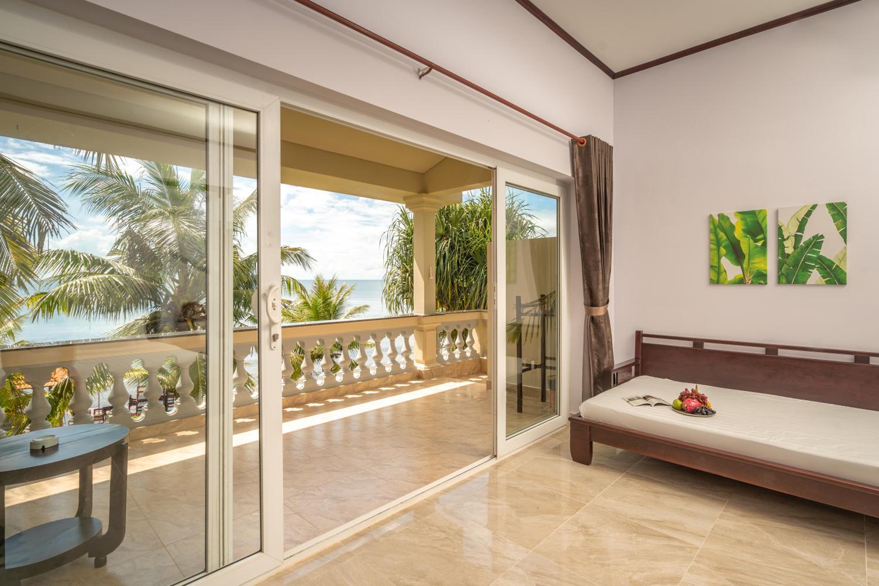 Villa with Sea View photo 3