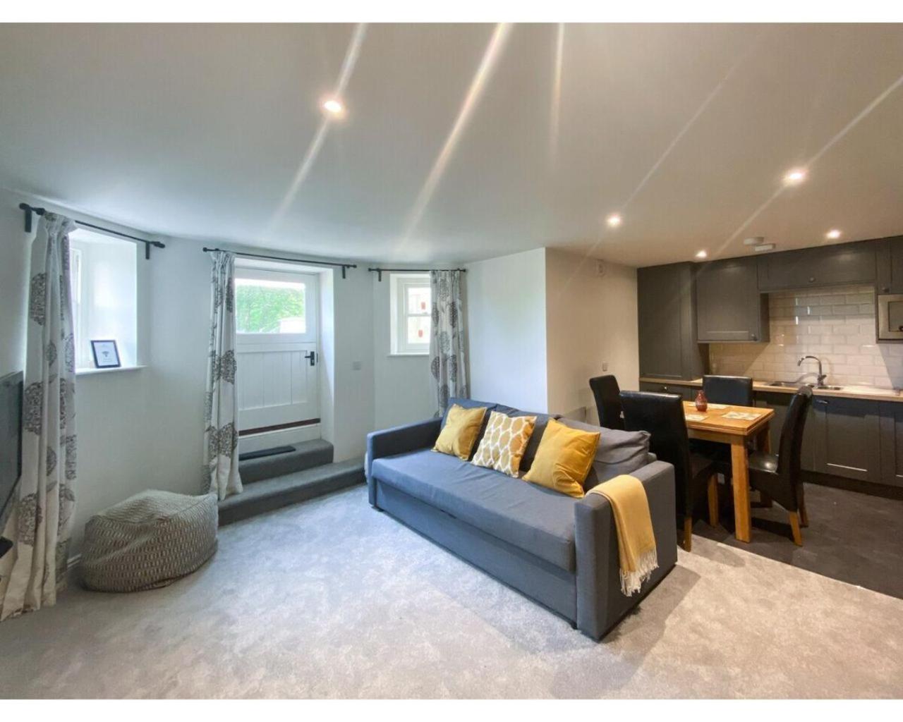 Suite with Garden View