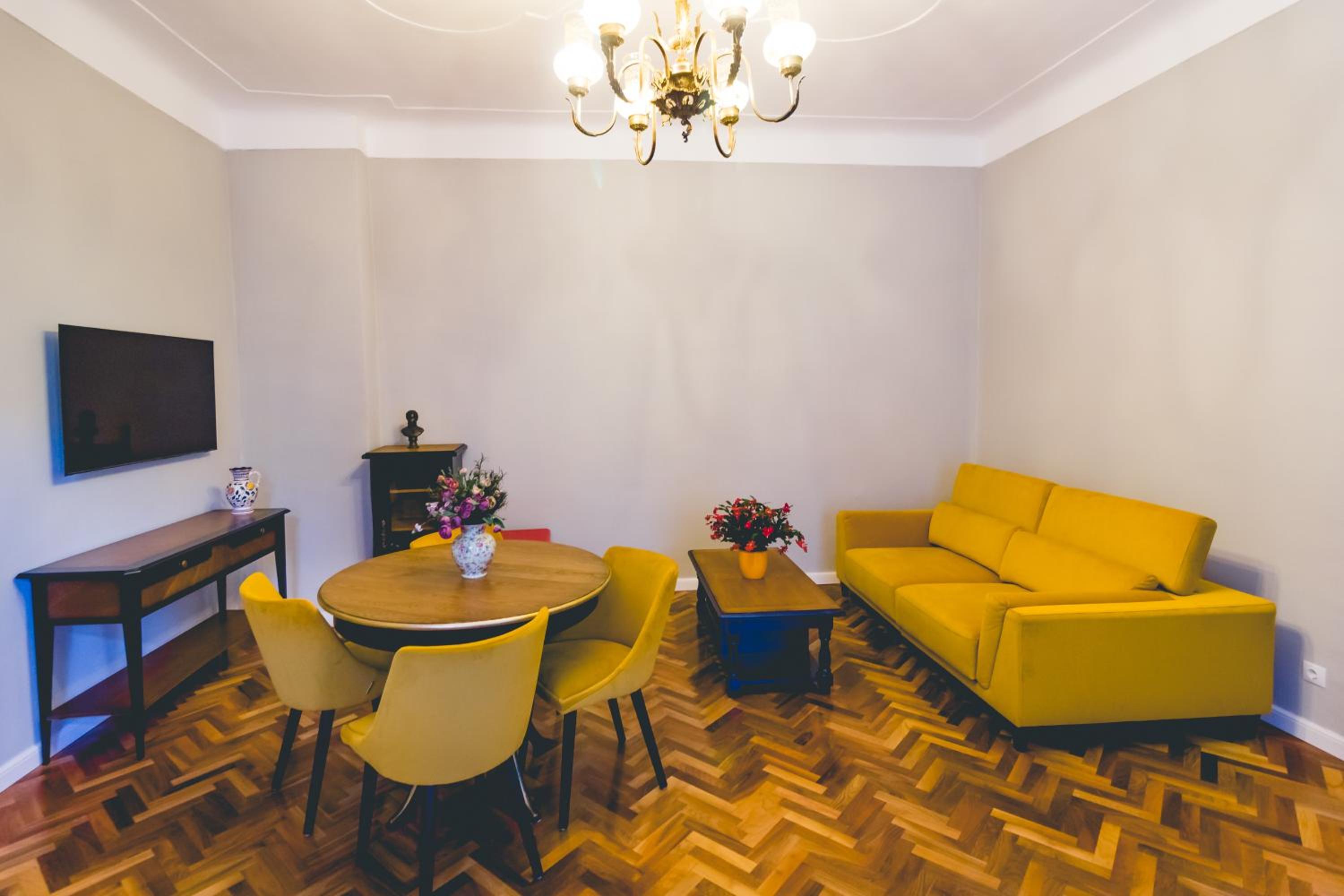 Deluxe King Room - Photo 26