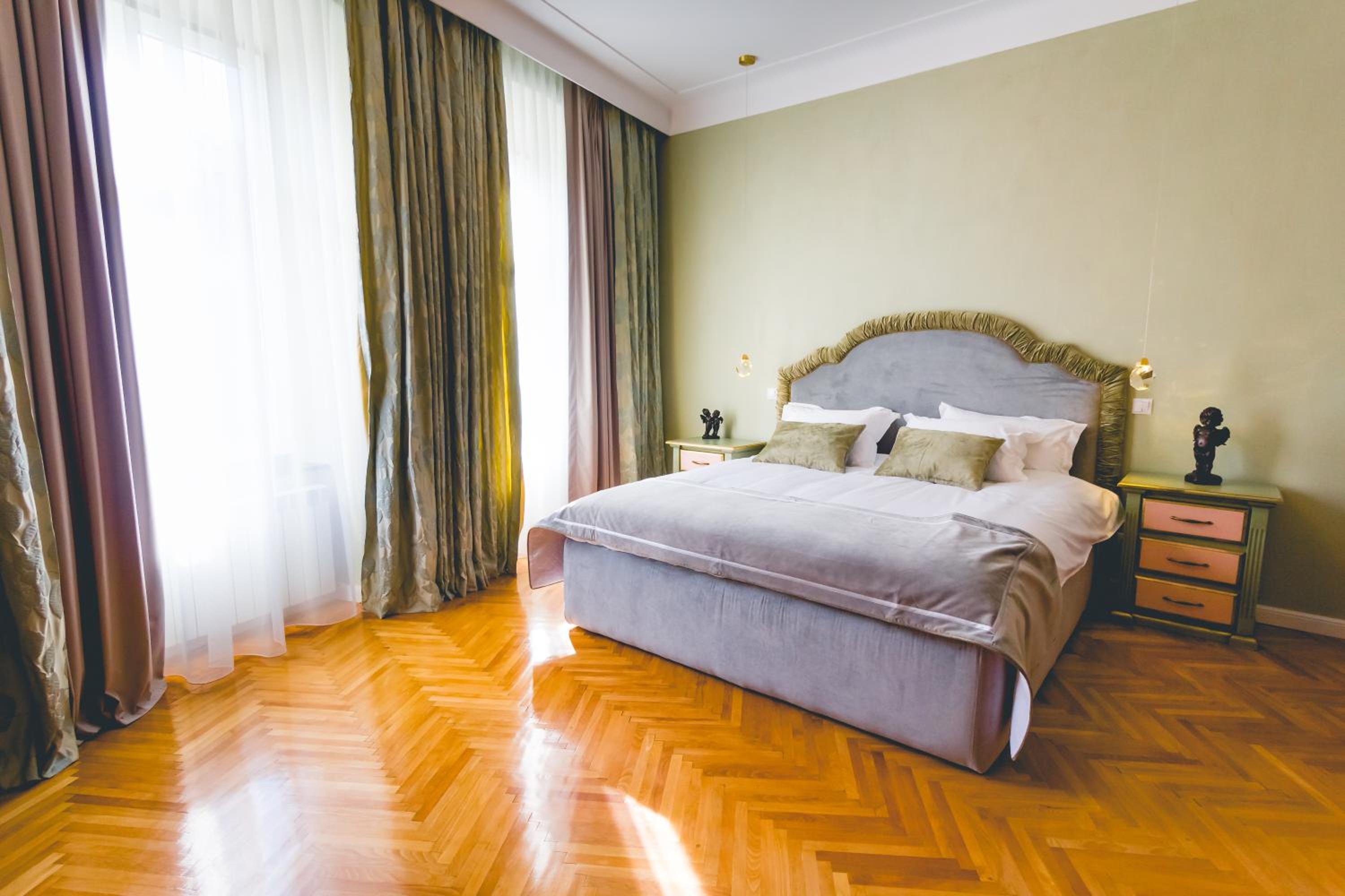 Deluxe Family Suite - Photo 60