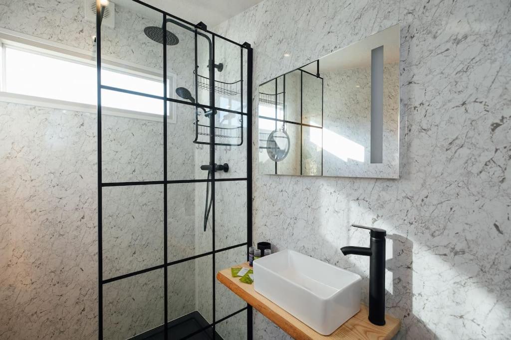 Deluxe Family Suite photo 2