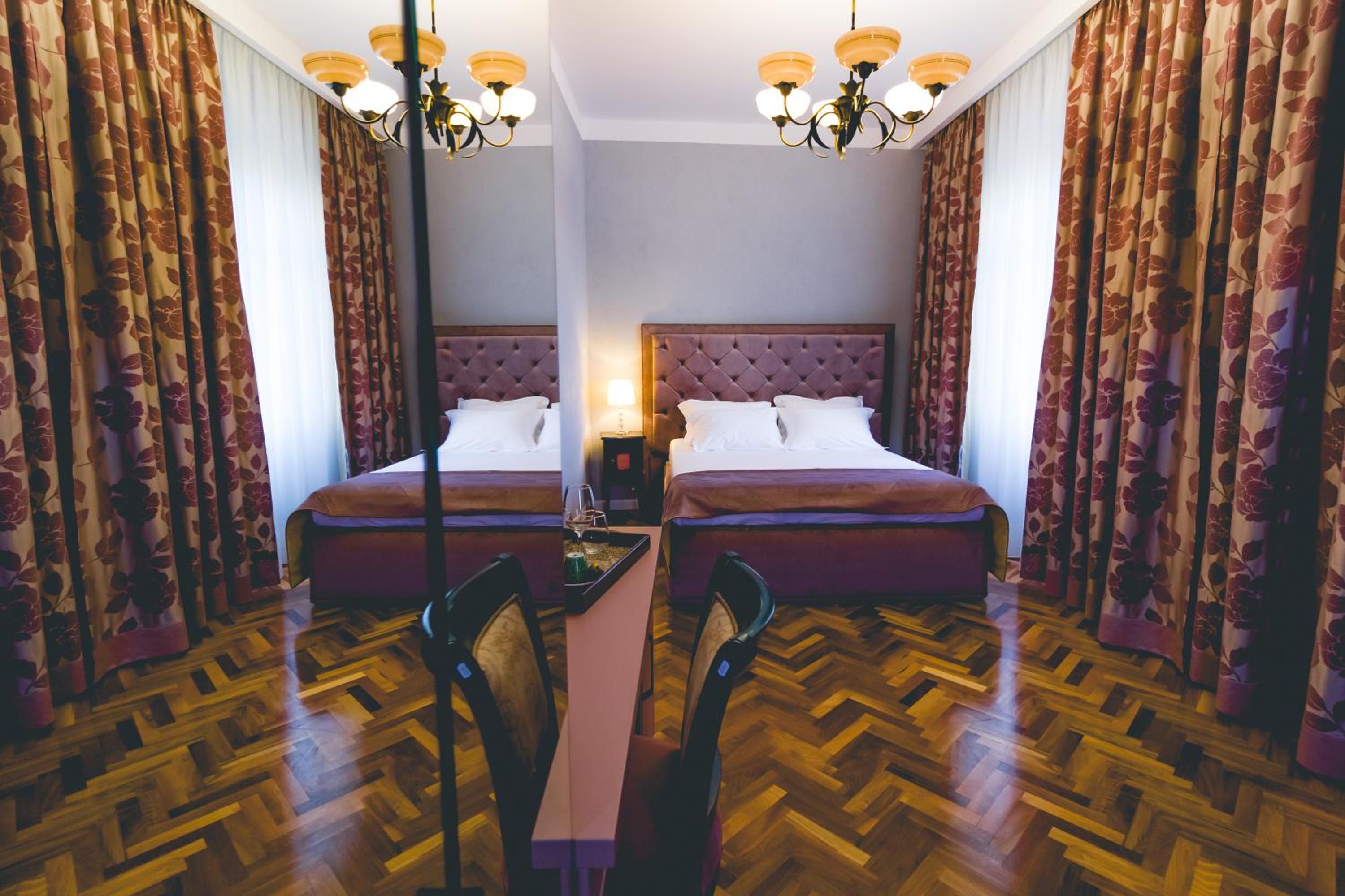 Deluxe Double Room - Photo 4