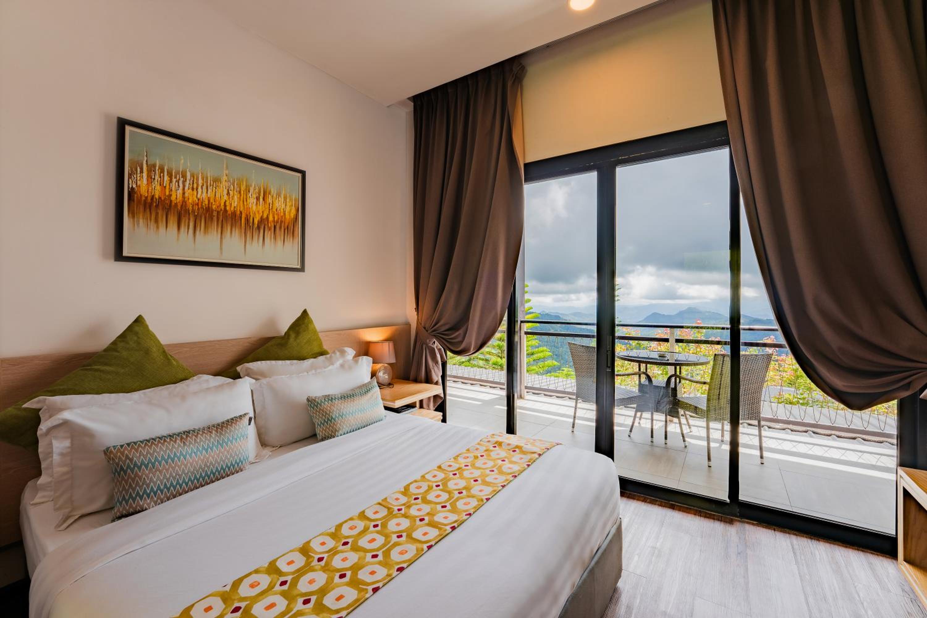 Superior Deluxe Room With Balcony
