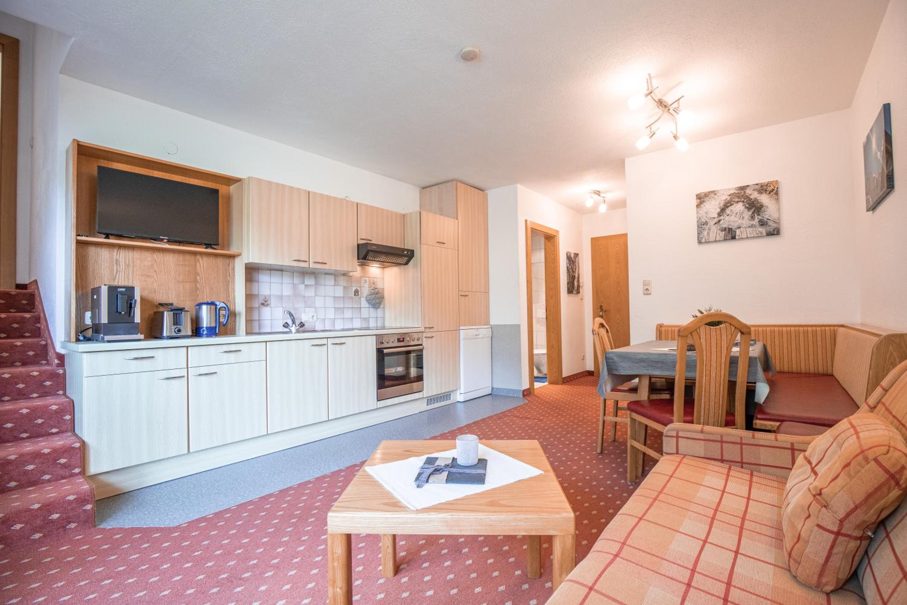 Apartment 3 photo 1