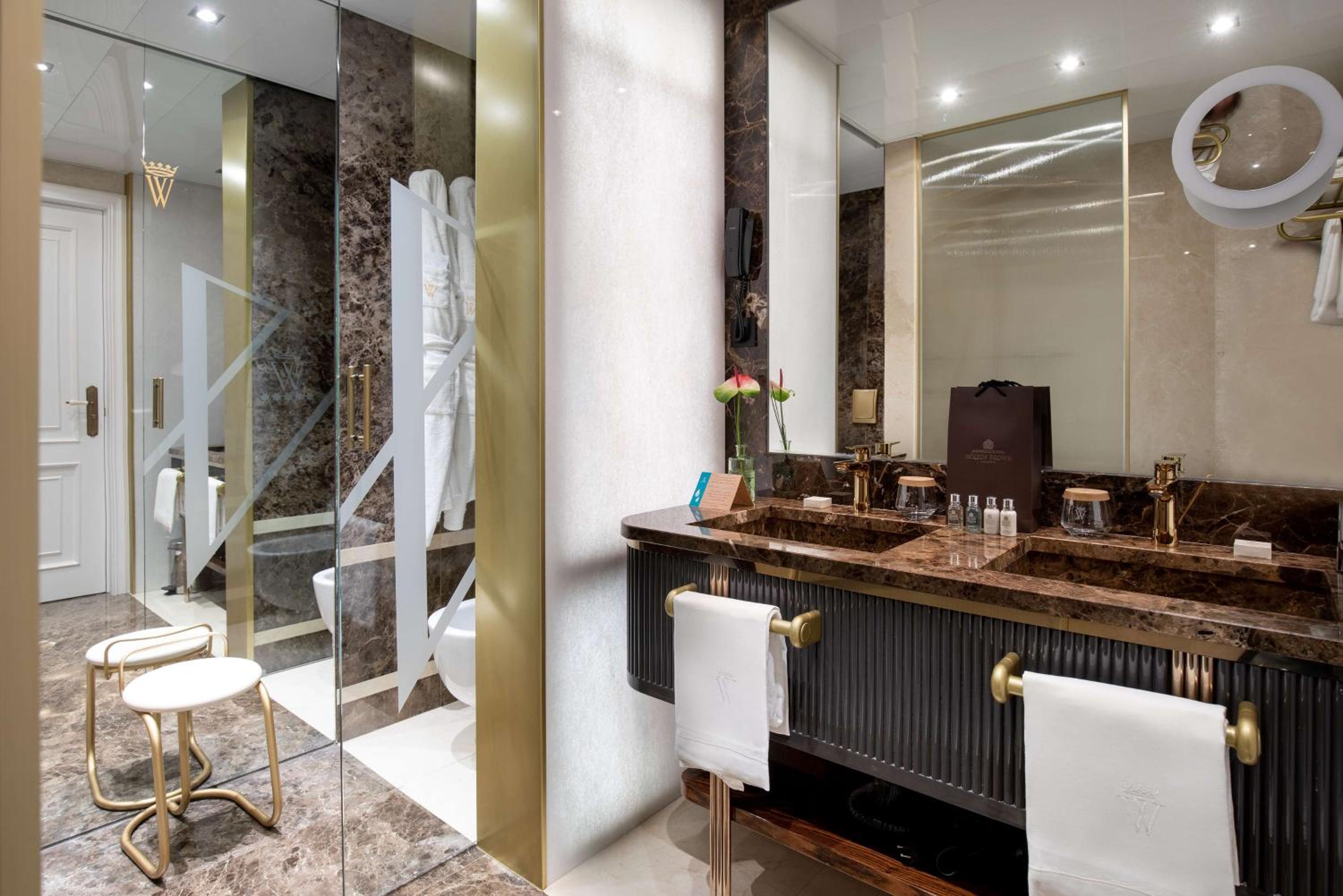 Superior Double or Twin Room  - The Wellington Club - Photo 4