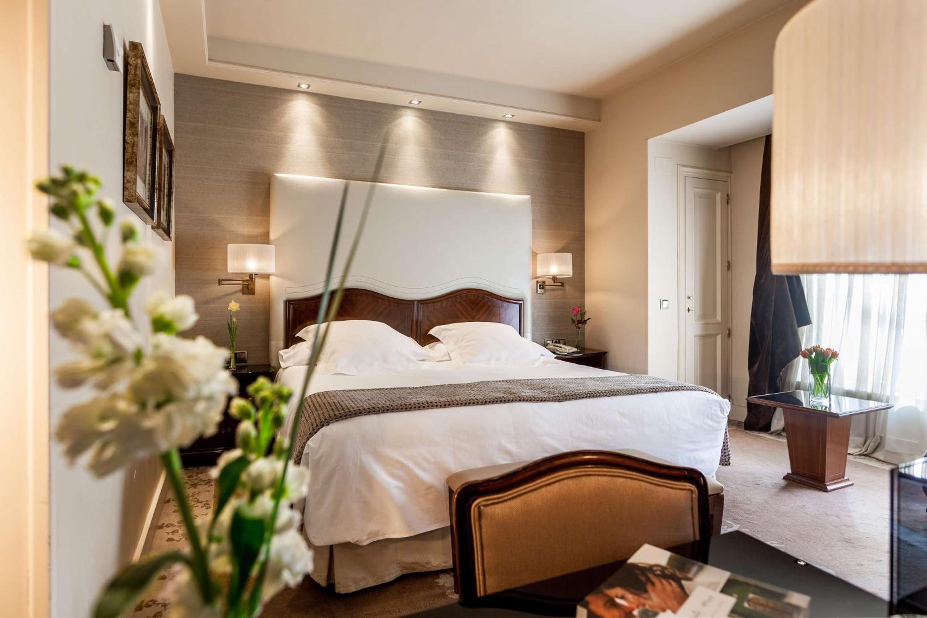 Superior Double or Twin Room  - The Wellington Club - Photo 9