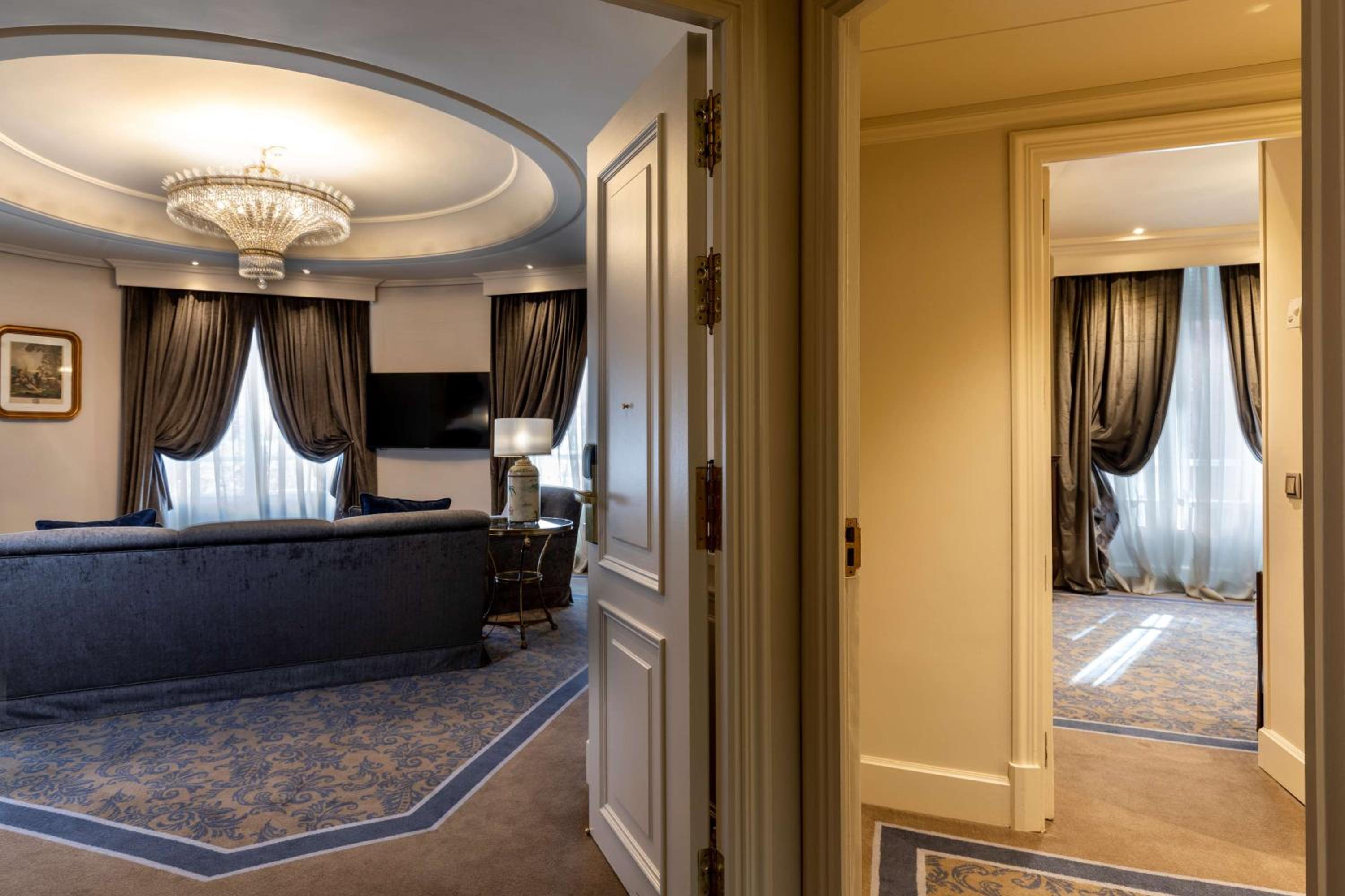 Two-Bedroom Suite - The Wellington Club - Photo 2