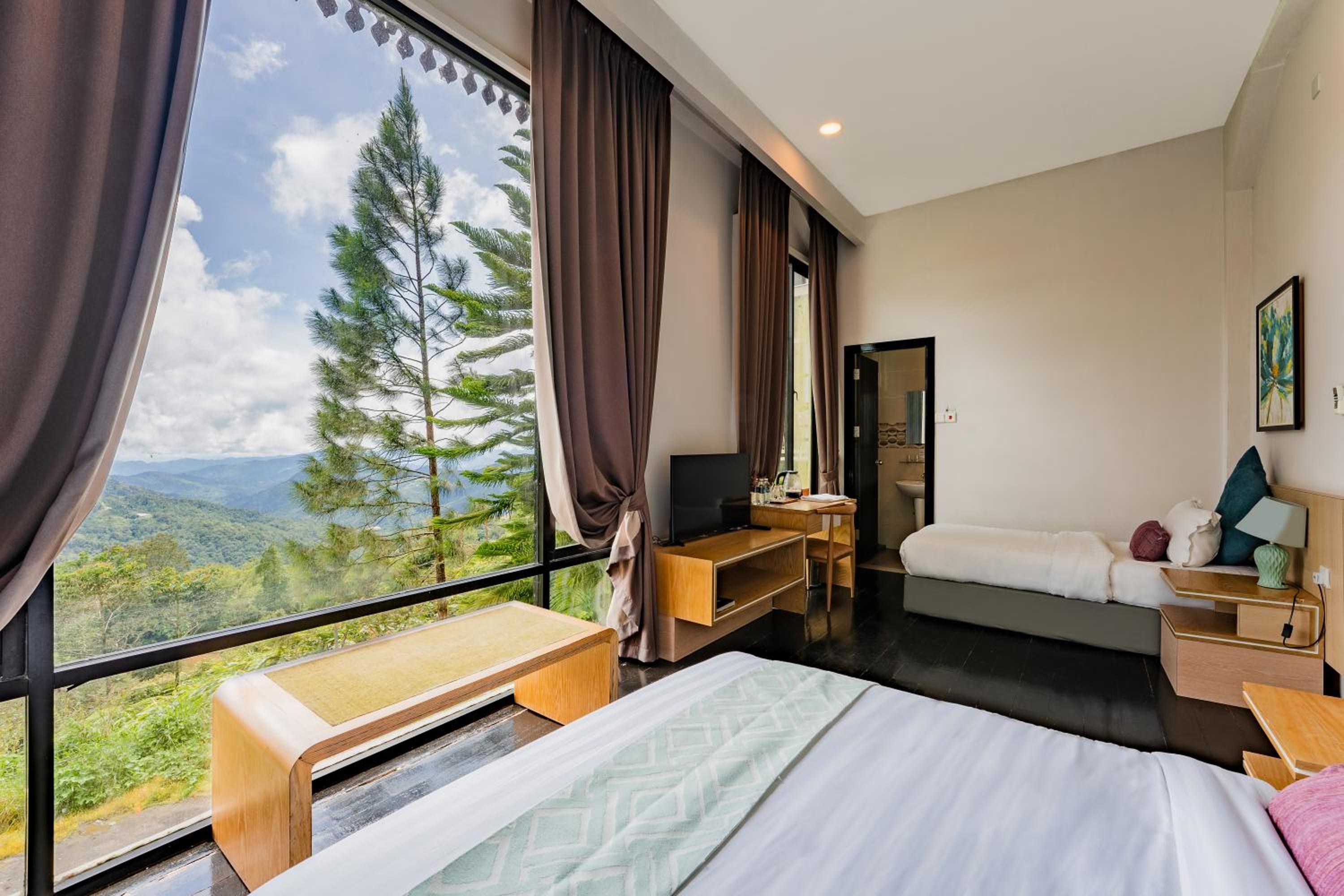 Family Room with Mountain View