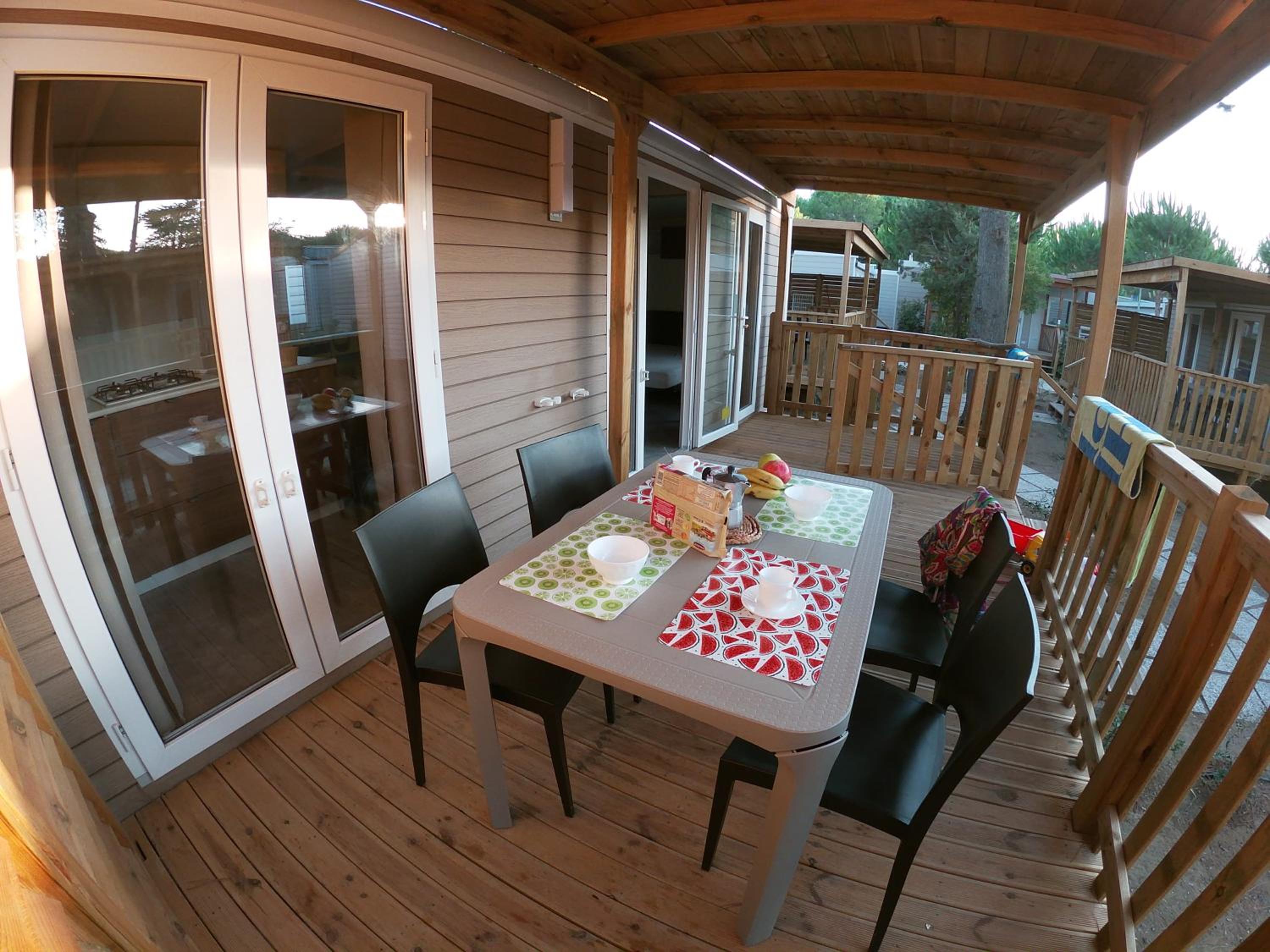 Mobile Home photo 3